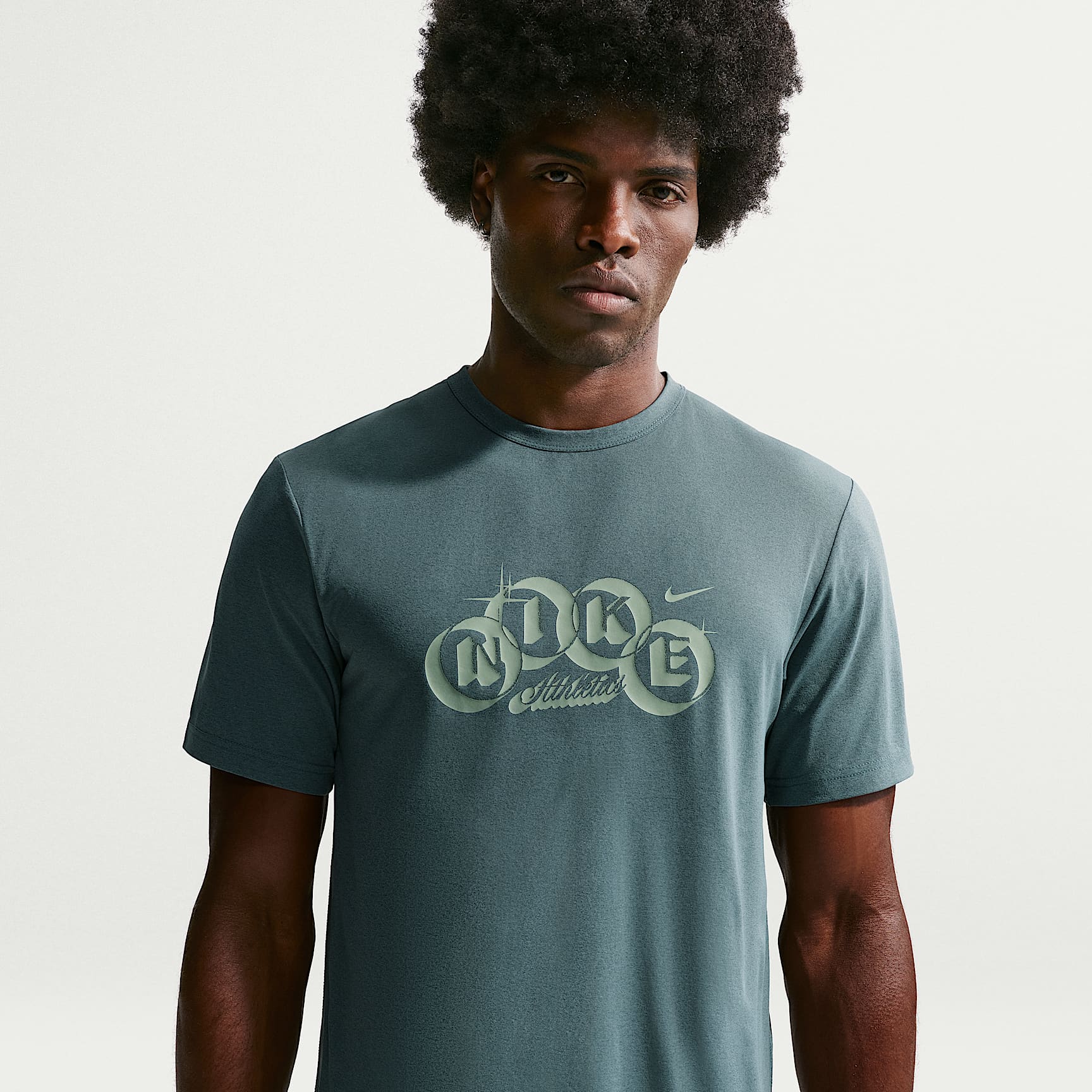 Playera de entrenamiento Dri-FIT para hombre Nike Hyverse