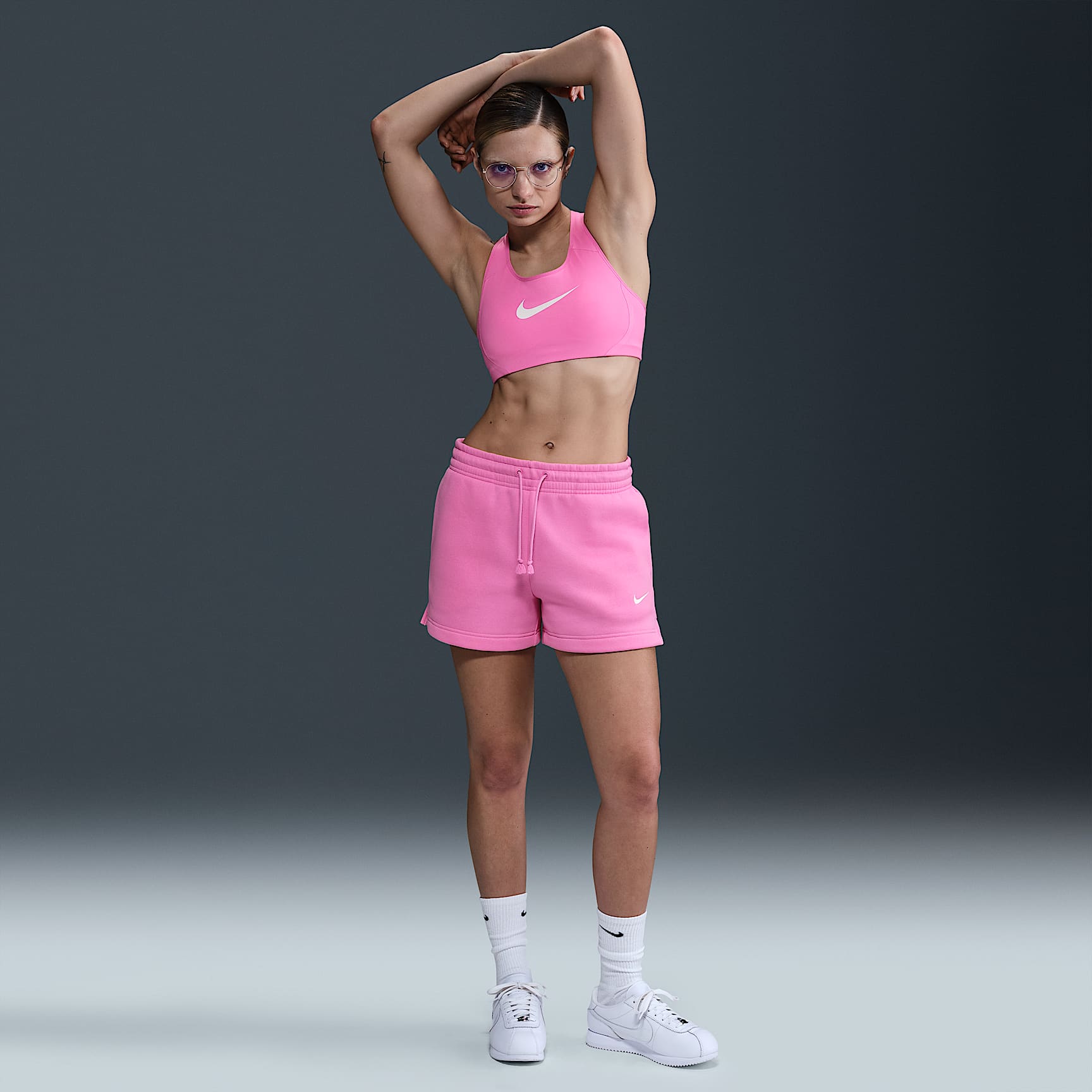 Shorts de tiro medio de 10 cm para mujer Nike Sportswear Phoenix Fleece