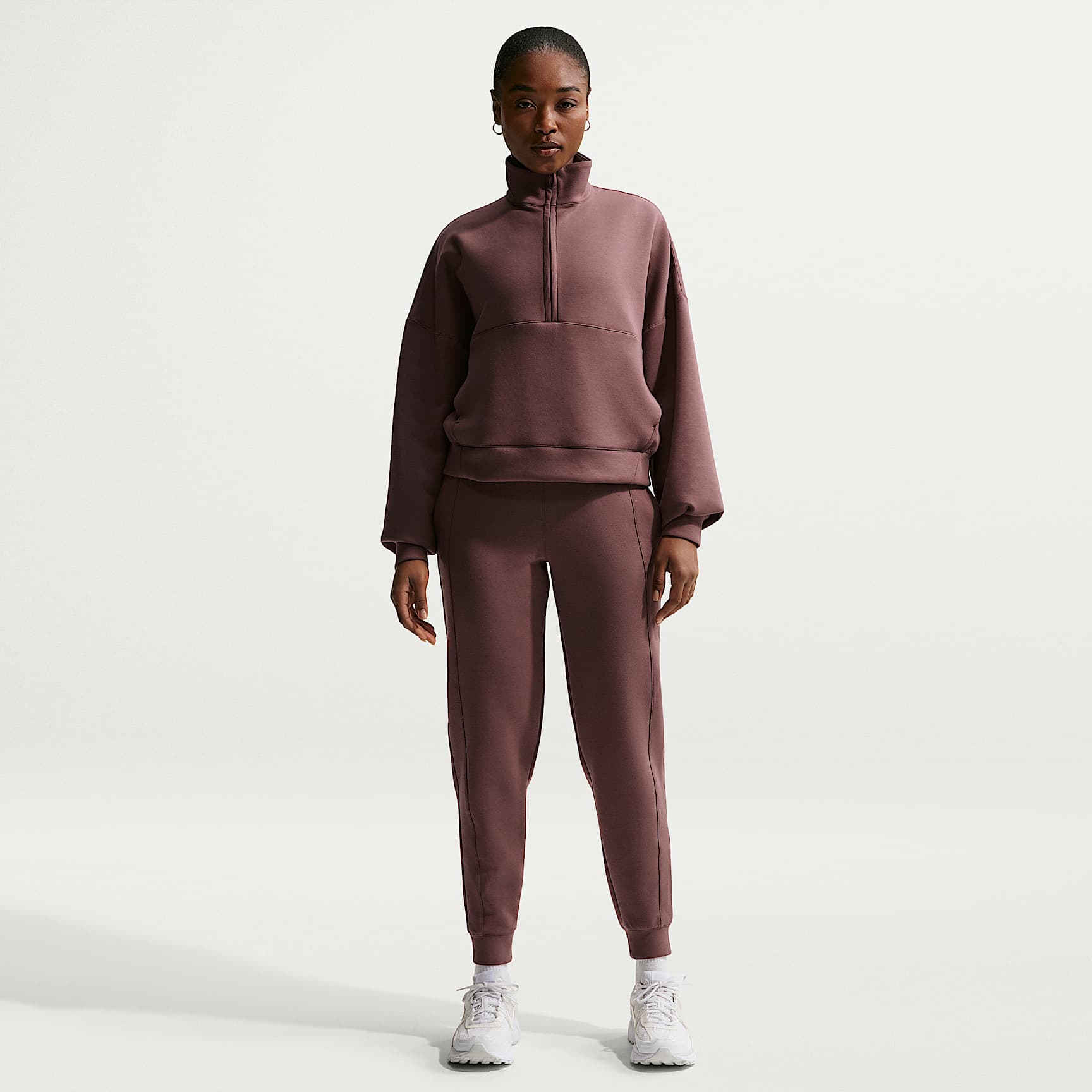Nike 24.7 ImpossiblySoft Women's Dri-FIT Mid-Rise Joggers