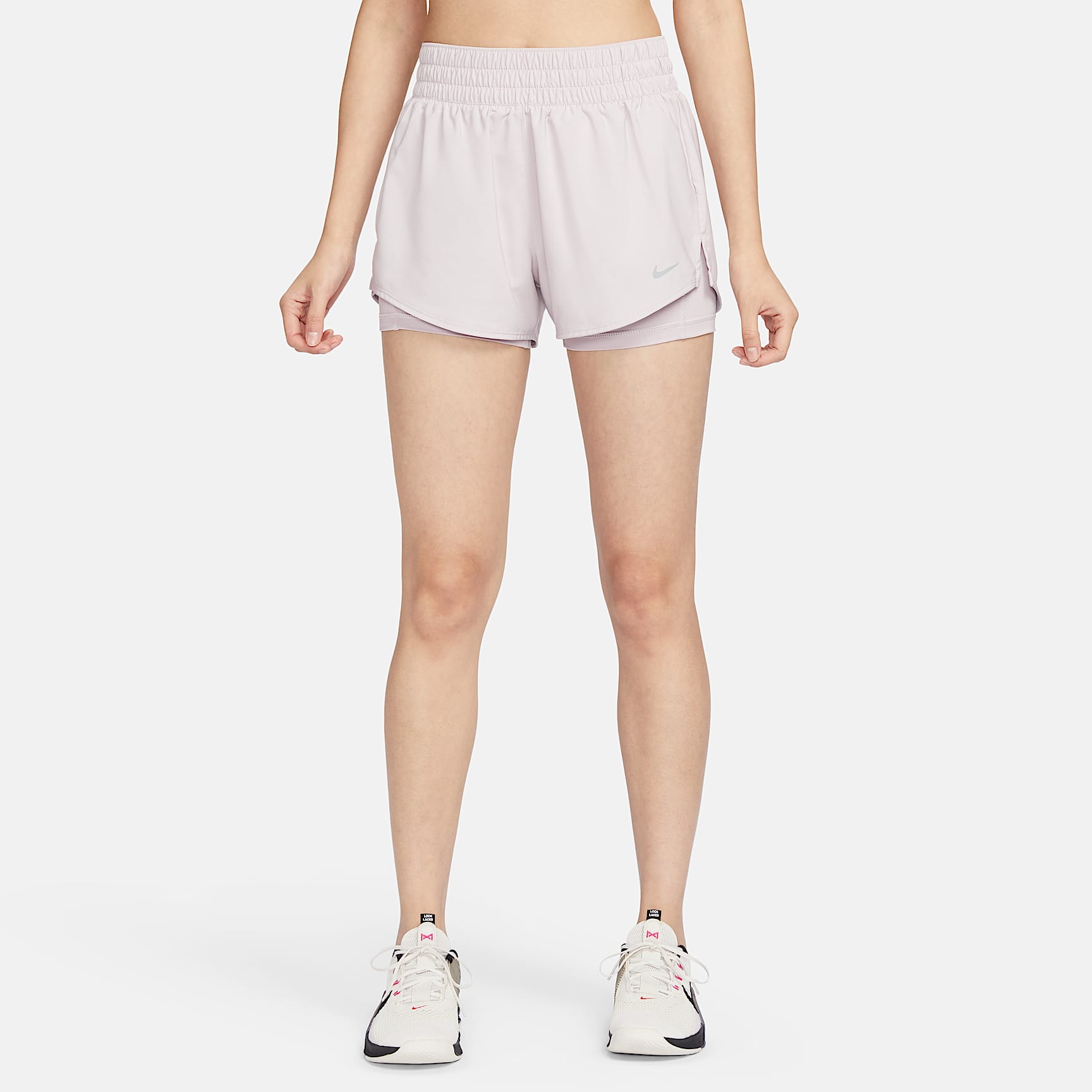 Nike Dri-FIT One Women's Mid-rise 8cm (approx.) 2-in-1 Shorts