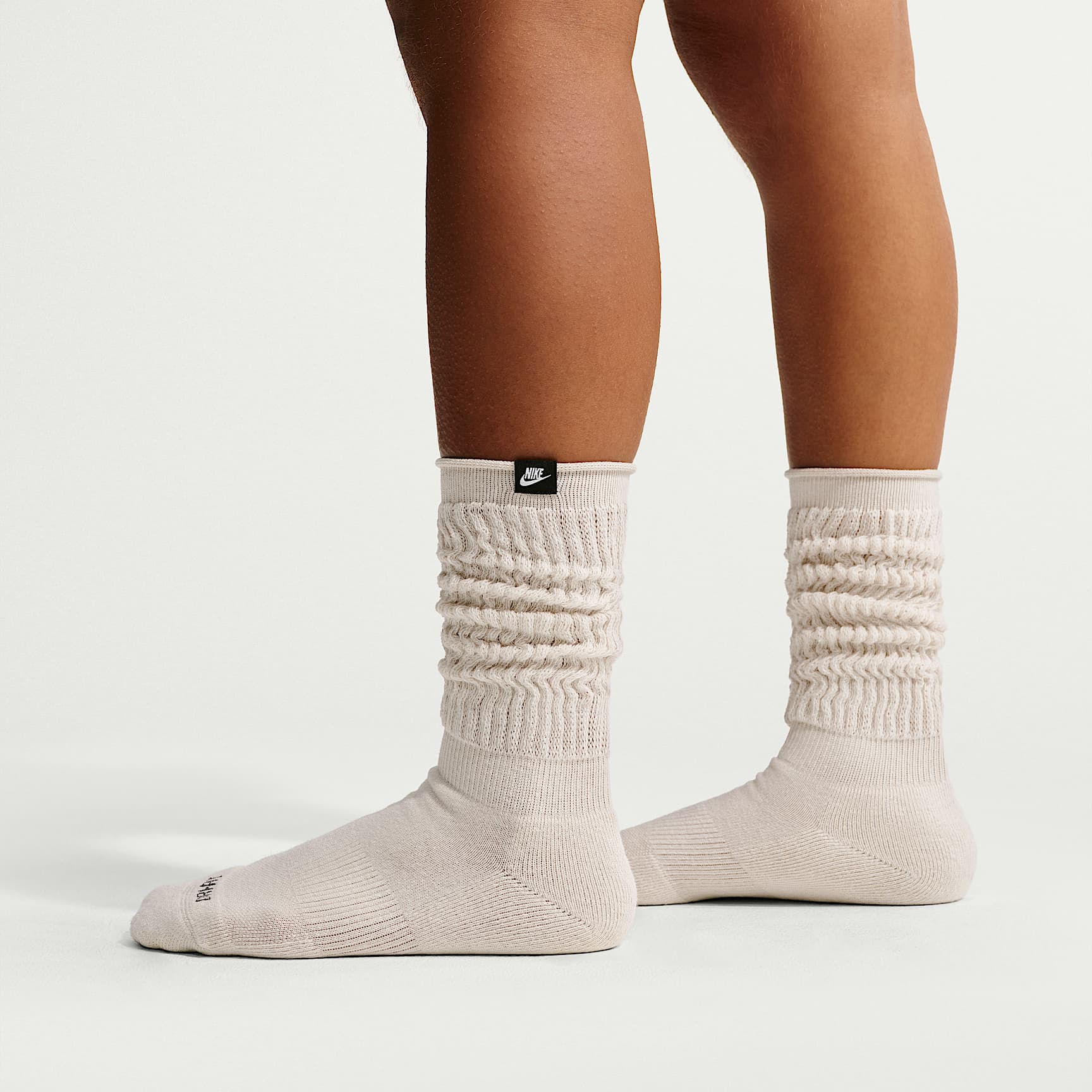 Nike Everyday Plus Slouchy Cushioned Crew Socks (1 Pair)