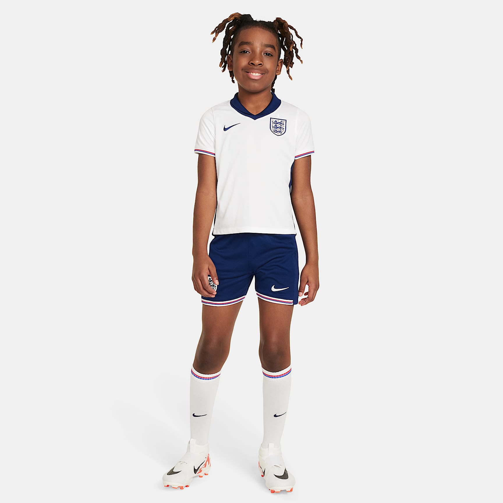 England 2024/25 Stadium Home Younger Kids' Nike Football Replica 3-Piece Kit
