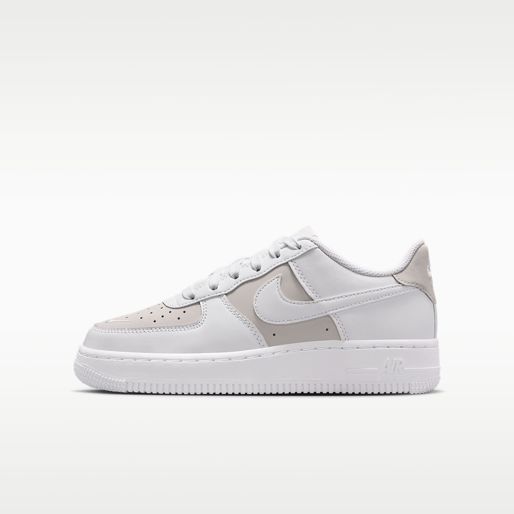 Boty Nike Air Force 1 pro větší děti