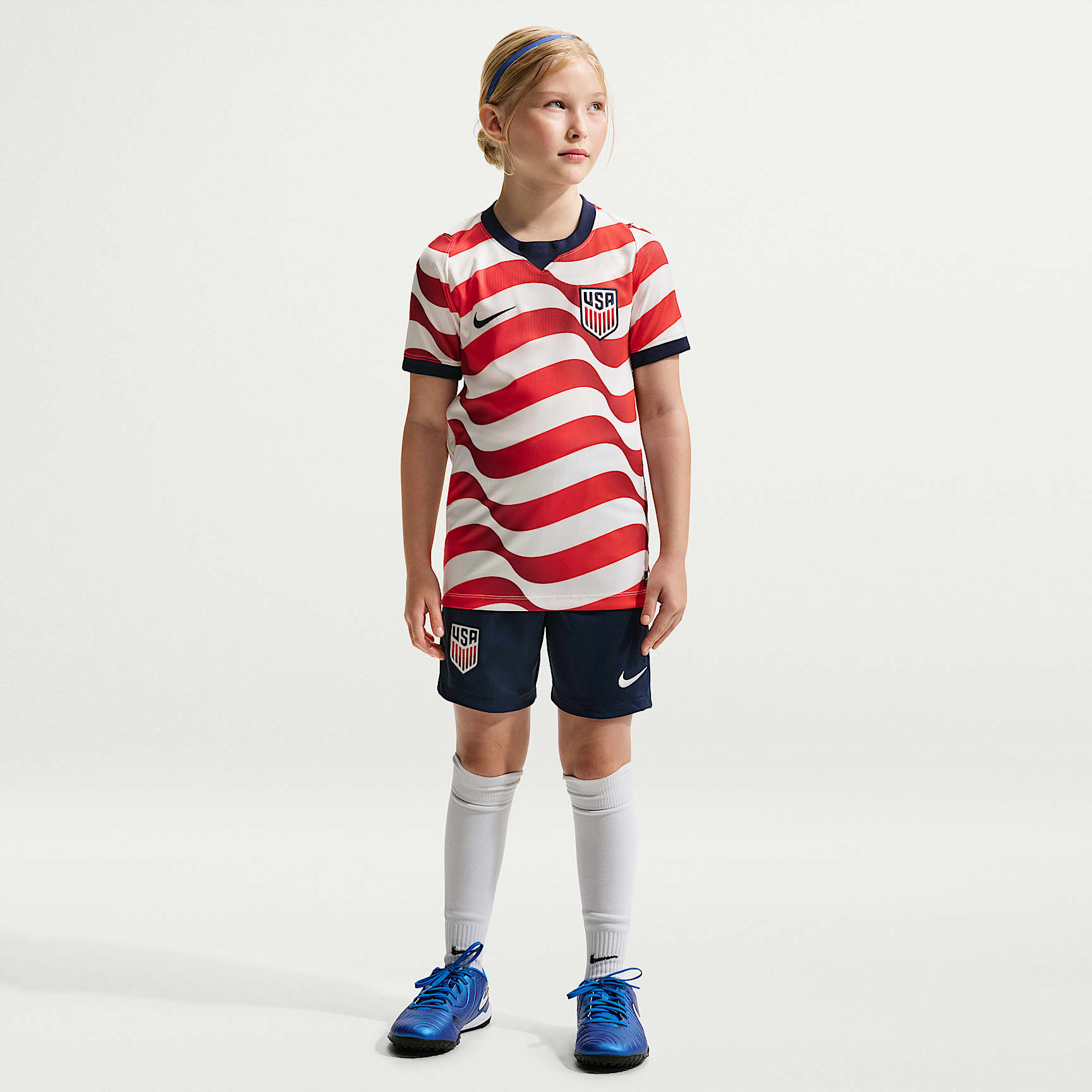 Shorts de fútbol Nike Dri-FIT Replica de la selección de fútbol masculino de Estados Unidos local 2026 Stadium para niños talla grande