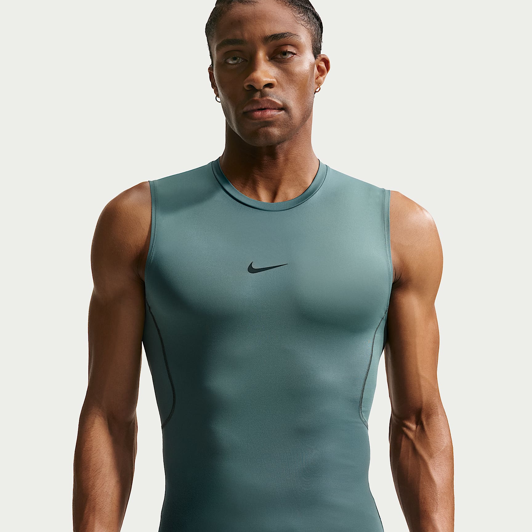 Playera de fitness ajustada sin mangas Dri-FIT para hombre Nike Pro
