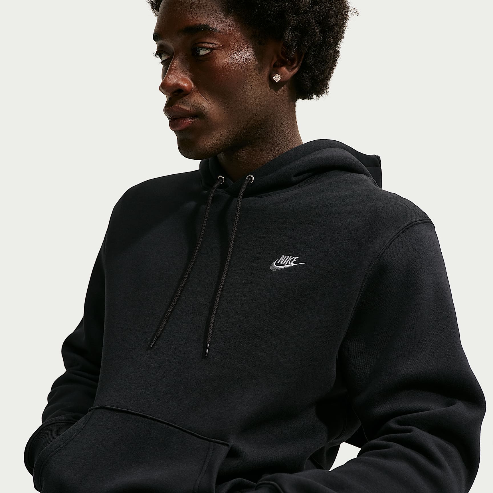 Felpa pullover in fleece con cappuccio Nike Club – Uomo
