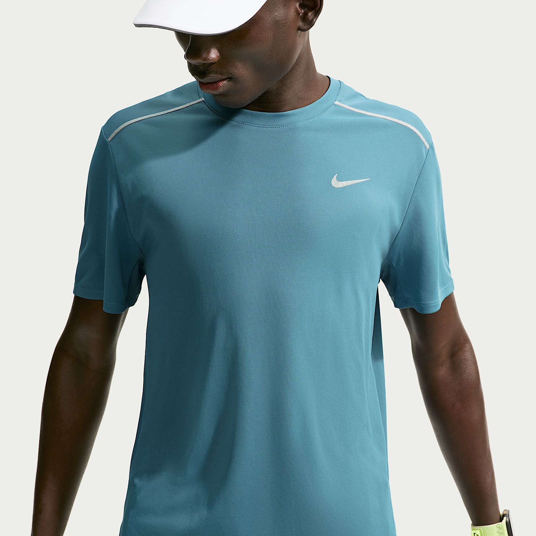 Playera de correr de manga corta Dri-FIT para hombre Nike Miler