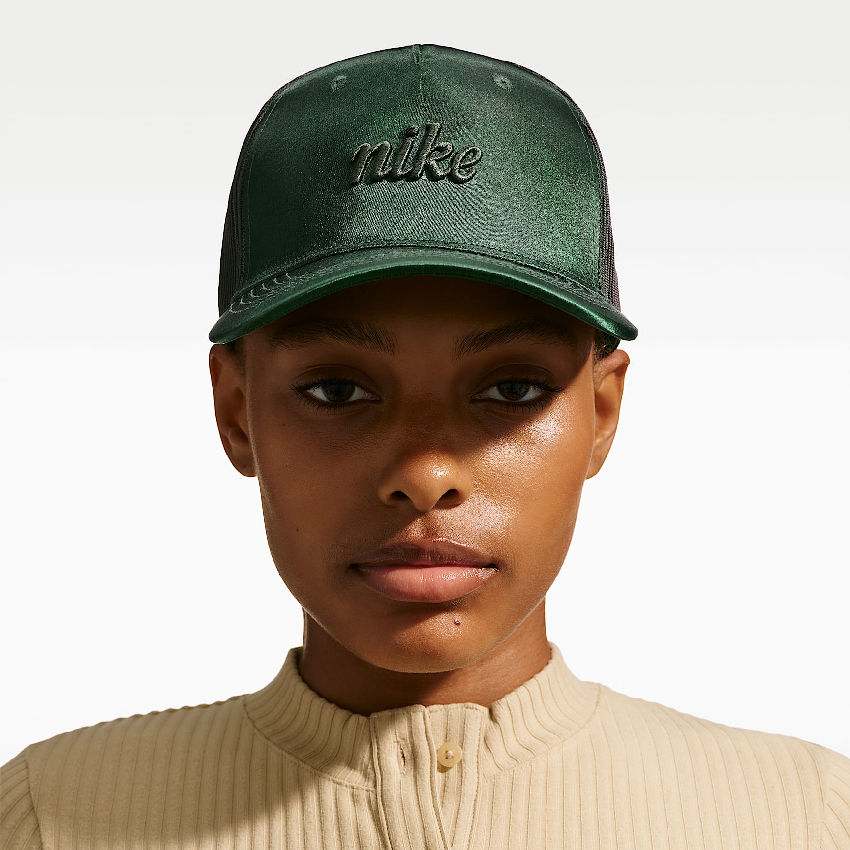 Gorra de rejilla premium con estructura Nike Rise