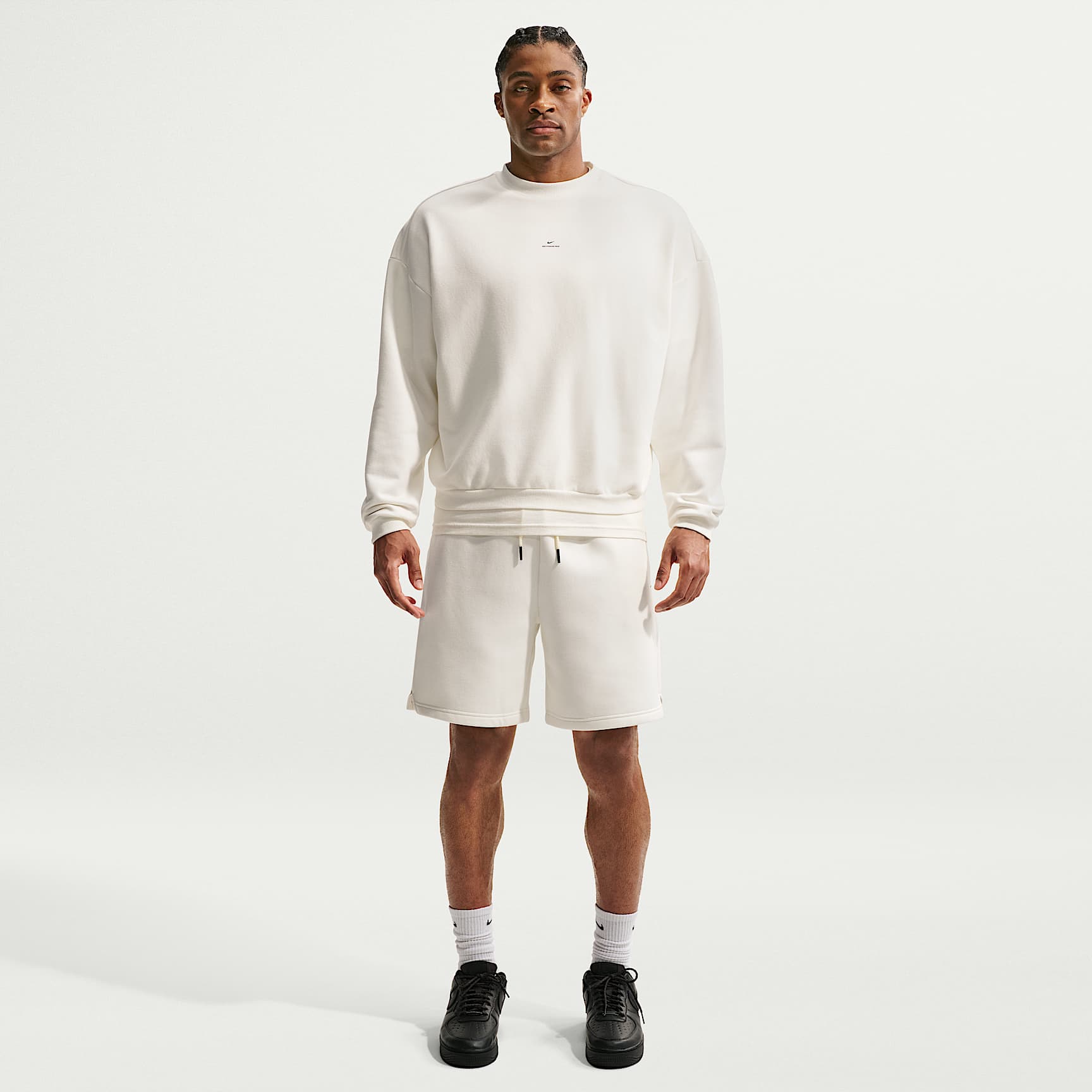 Nike Standard Issue Men's Therma-FIT 8" Brushed Fleece Basketball Shorts