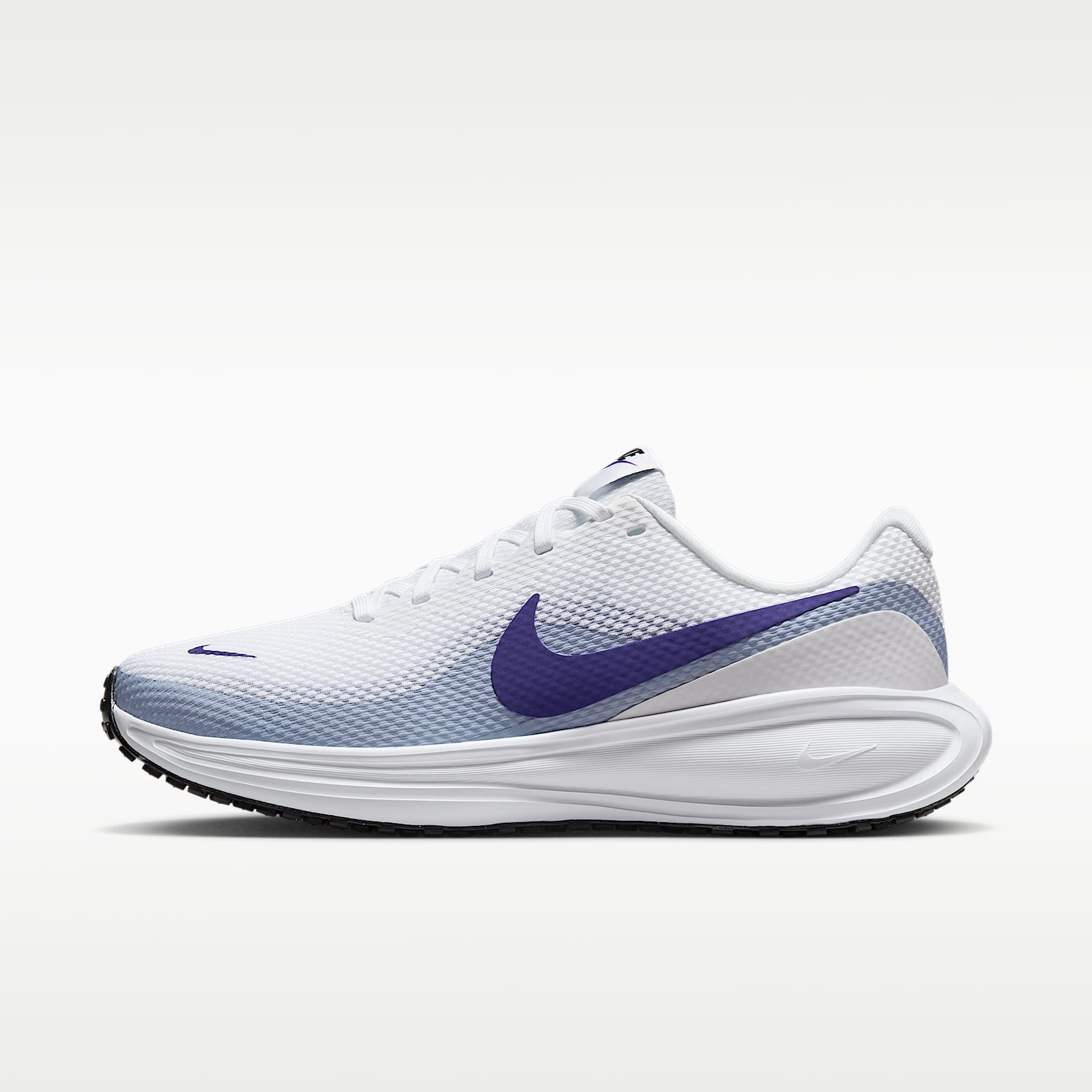Tenis de correr en pavimento para mujer Nike Revolution 8