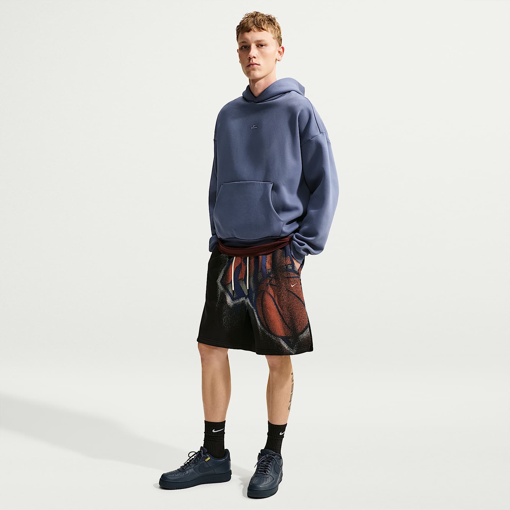 New York Knicks Standard Issue Men's Fleece Basketball Shorts