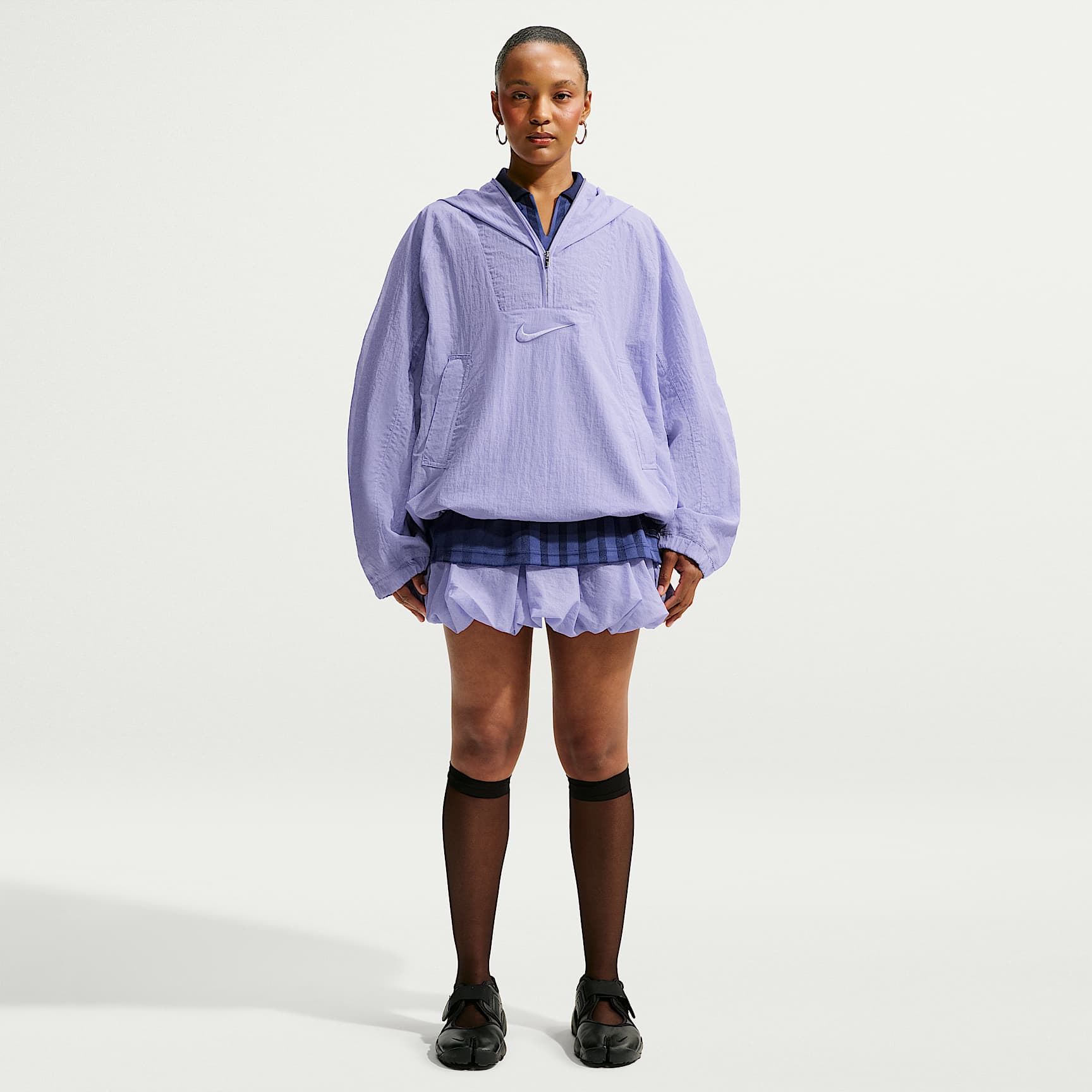 Lett Nike Runway-skjørt til dame