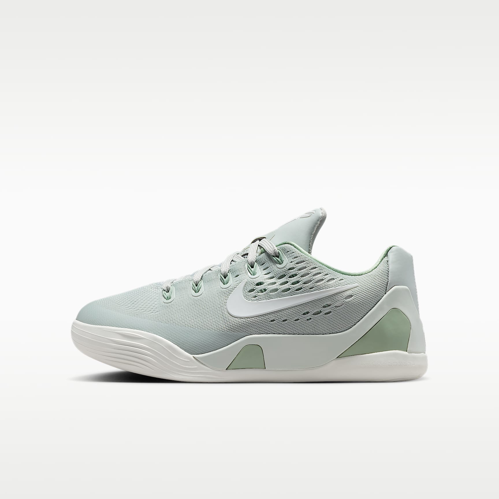 コービー 9 LOW EM ジュニア バスケットボールシューズ