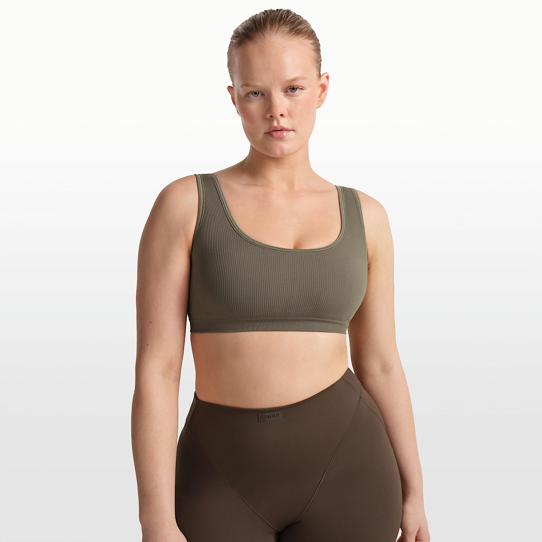 NikeSKIMS Ribbed Seamless Women's Scoop Bra