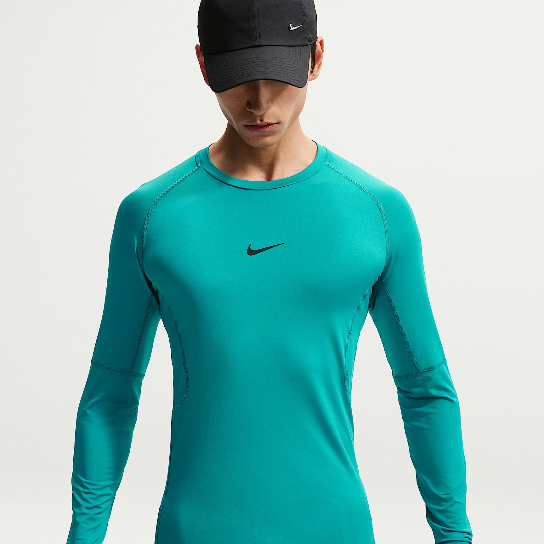 Nike Pro Dri-FIT tettsittende, langermet treningsoverdel til herre