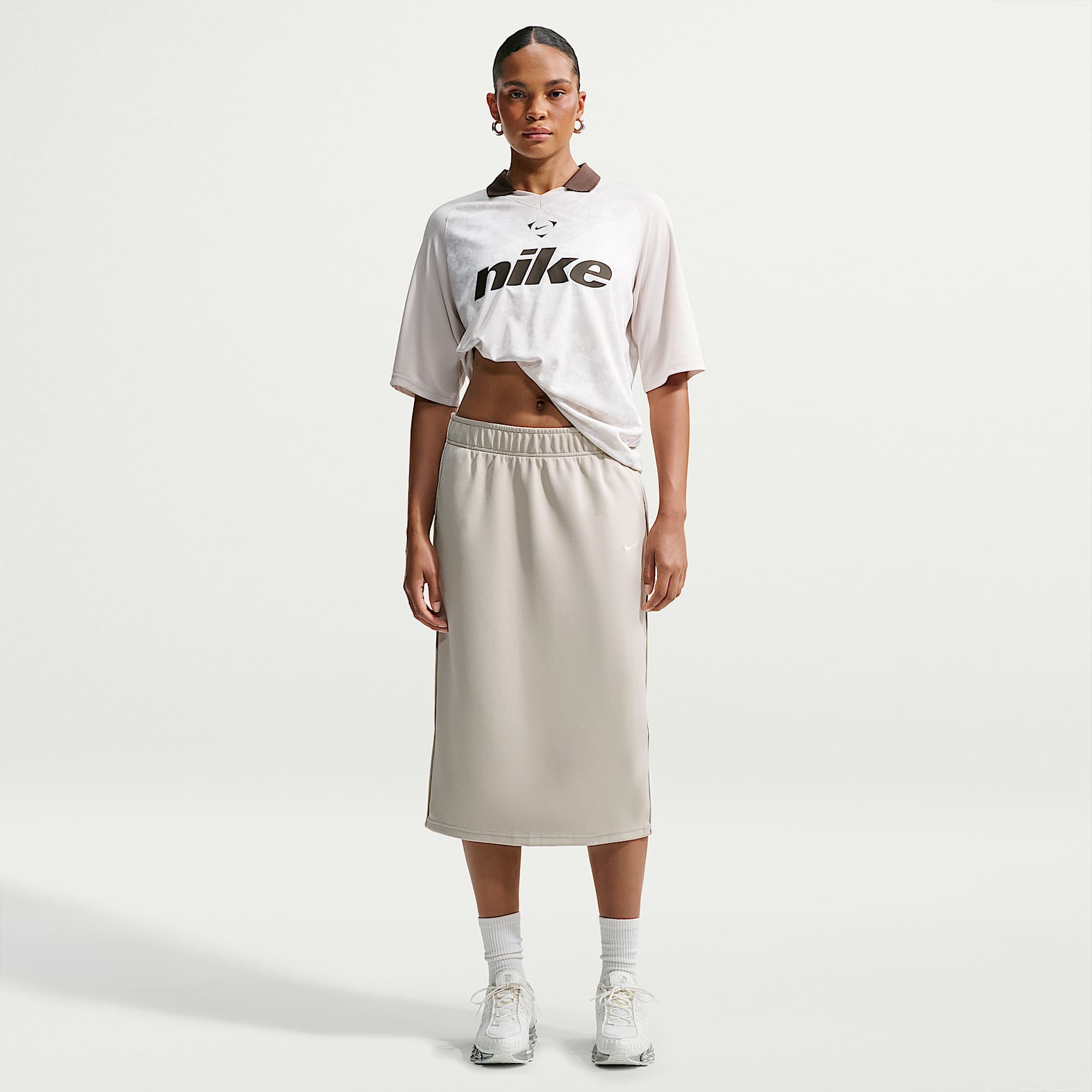 Falda deportiva midi holgada para mujer Nike Sportswear