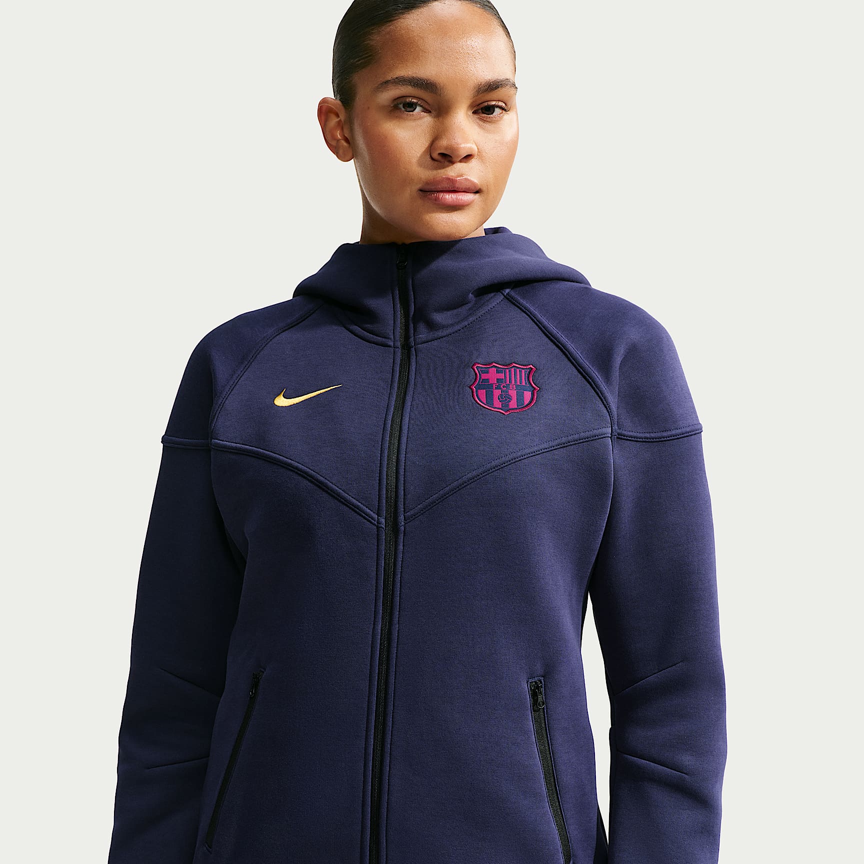 Felpa da calcio con cappuccio e zip a tutta lunghezza Nike FC Barcelona Tech Fleece Windrunner – Donna