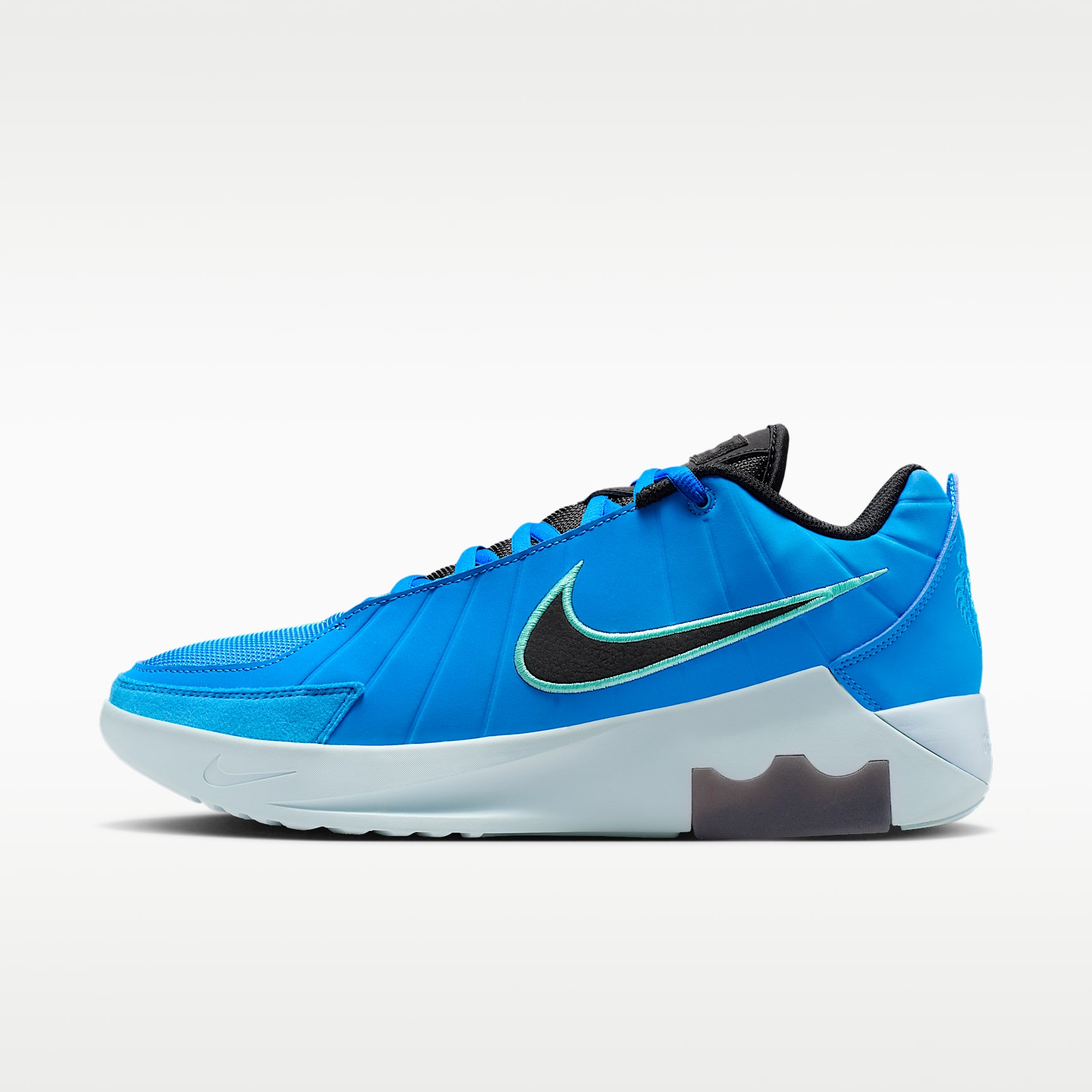 LeBron Witness IX EP Basketball Shoes