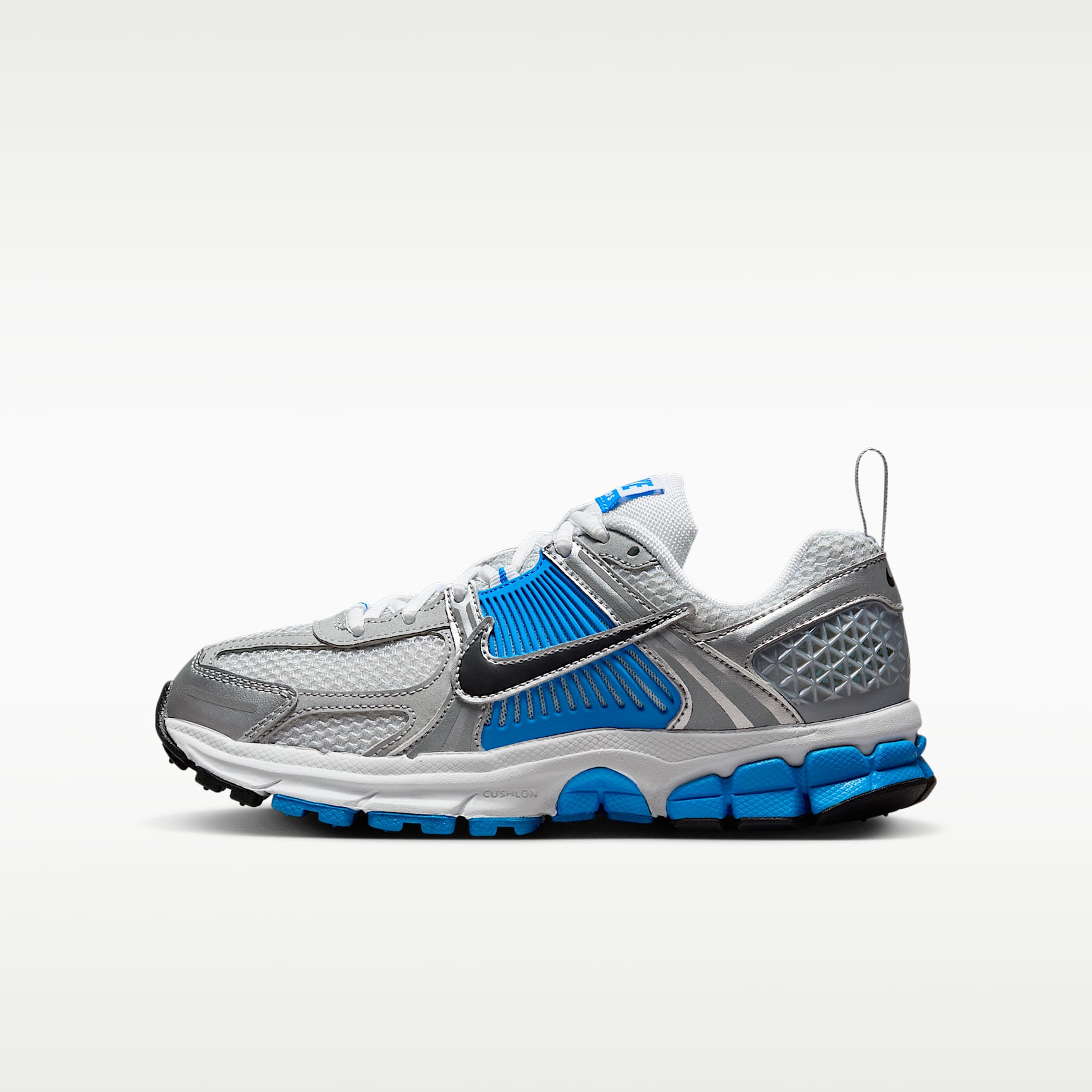 Nike Vomero 5 大童反光裝飾鞋款