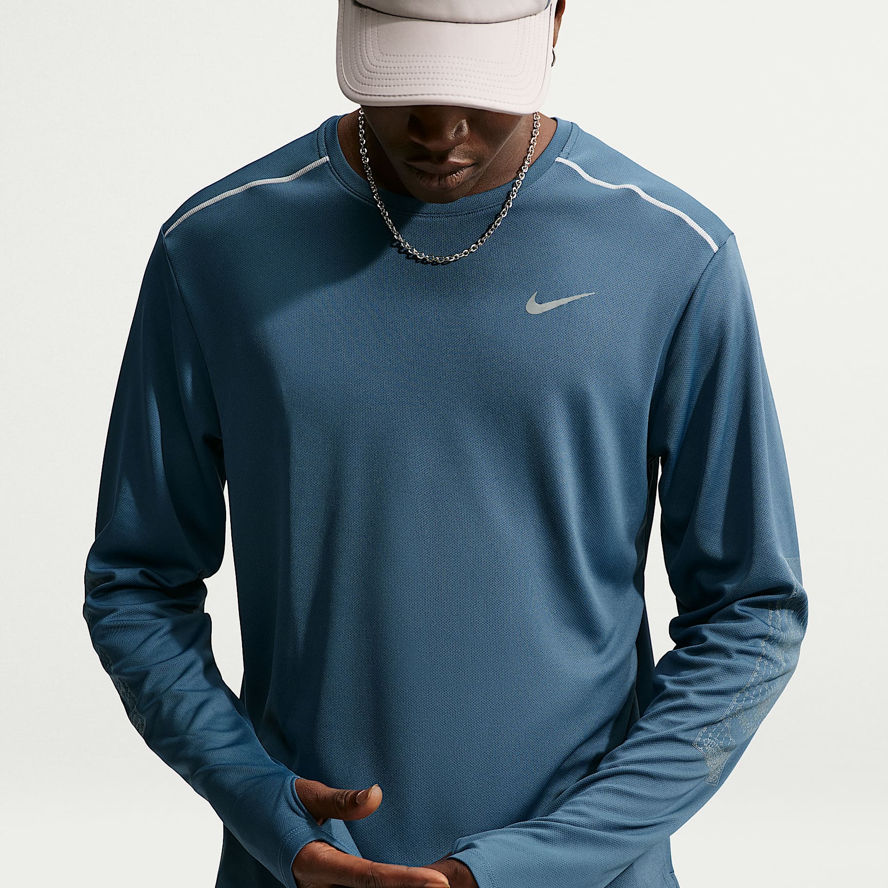 Nike Miler Dri-FIT langermet vinterklar løpeoverdel med UV-beskyttelse til herre