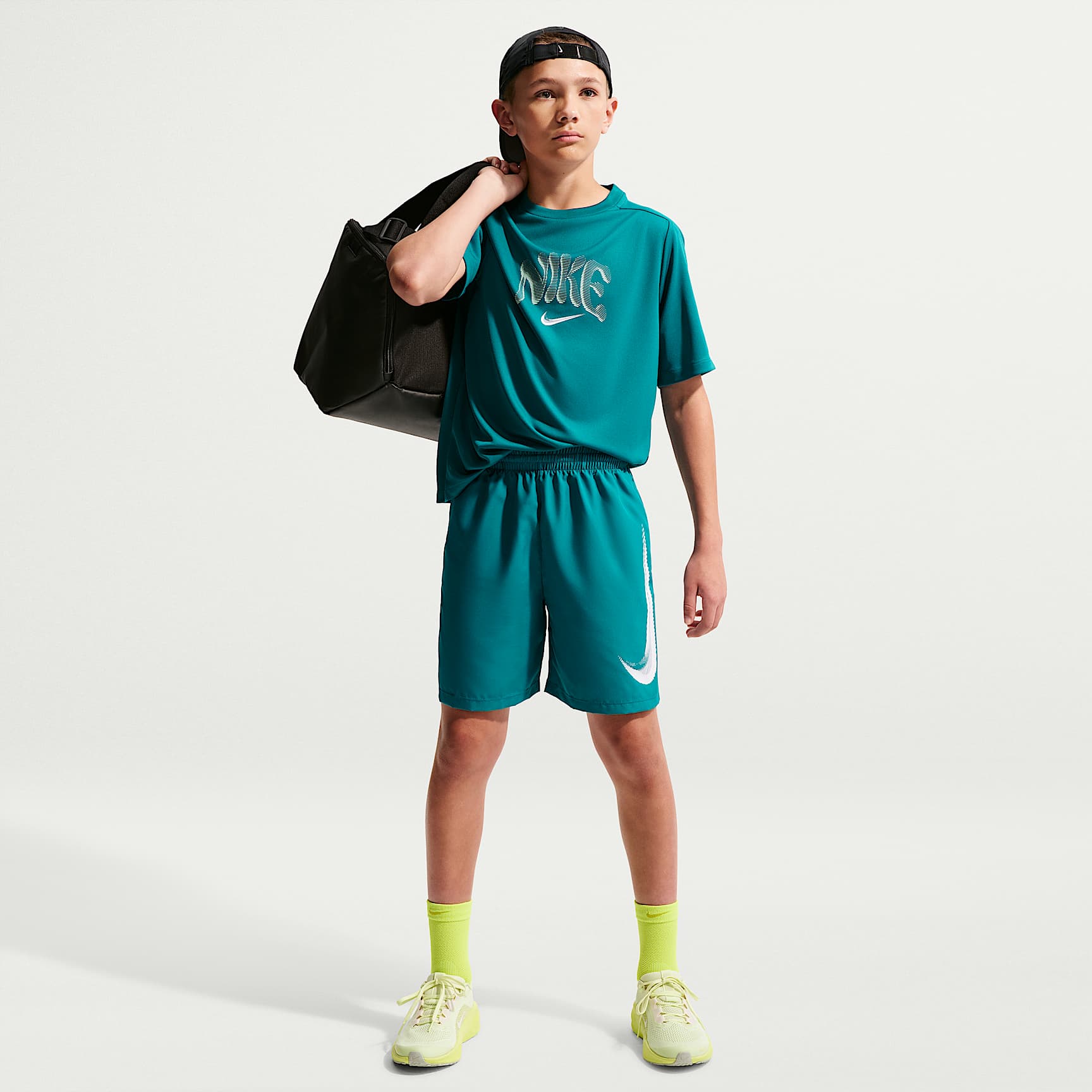Nike Multi Refresh Older Kids' Shorts