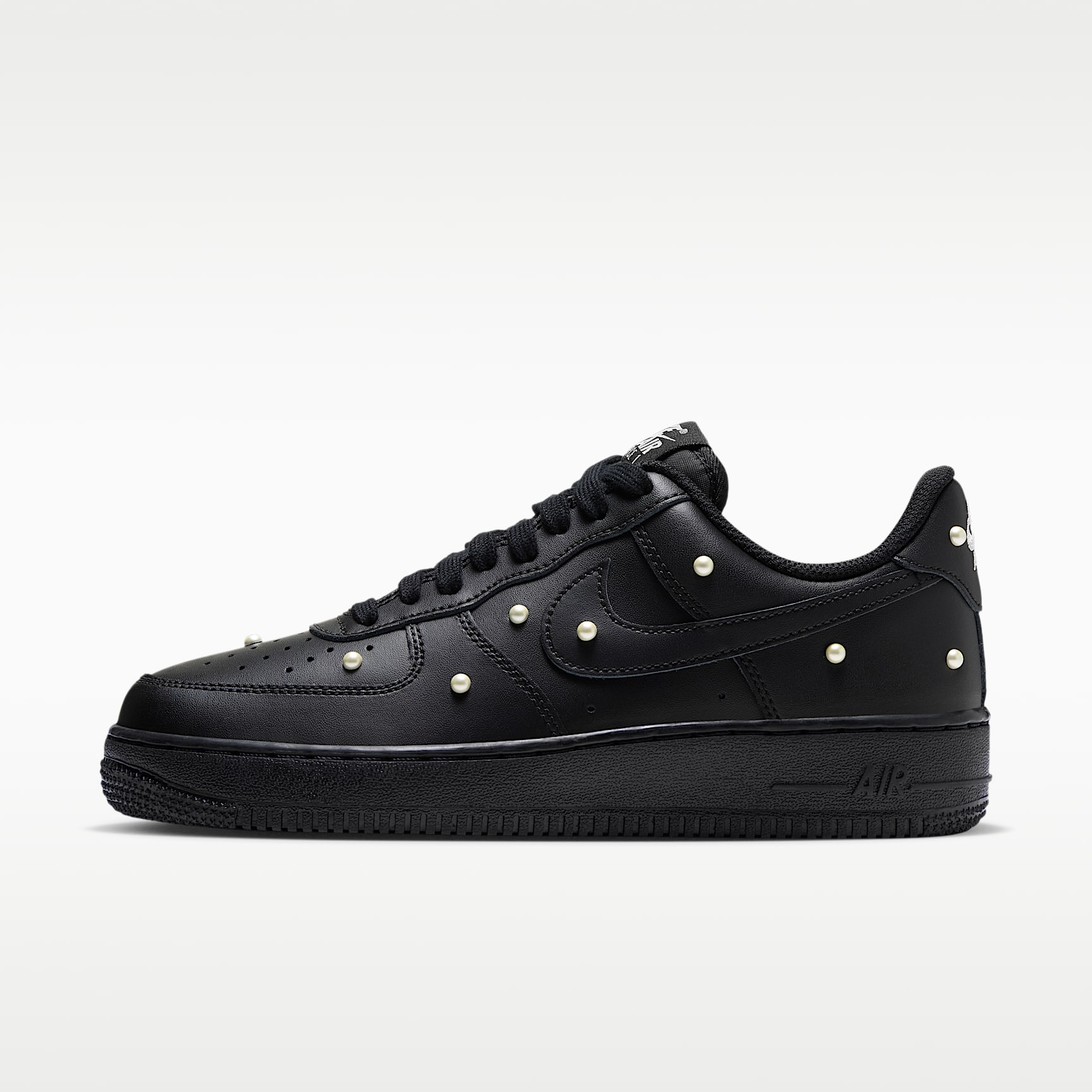 รองเท้าผู้หญิง Nike Air Force 1 '07 SE