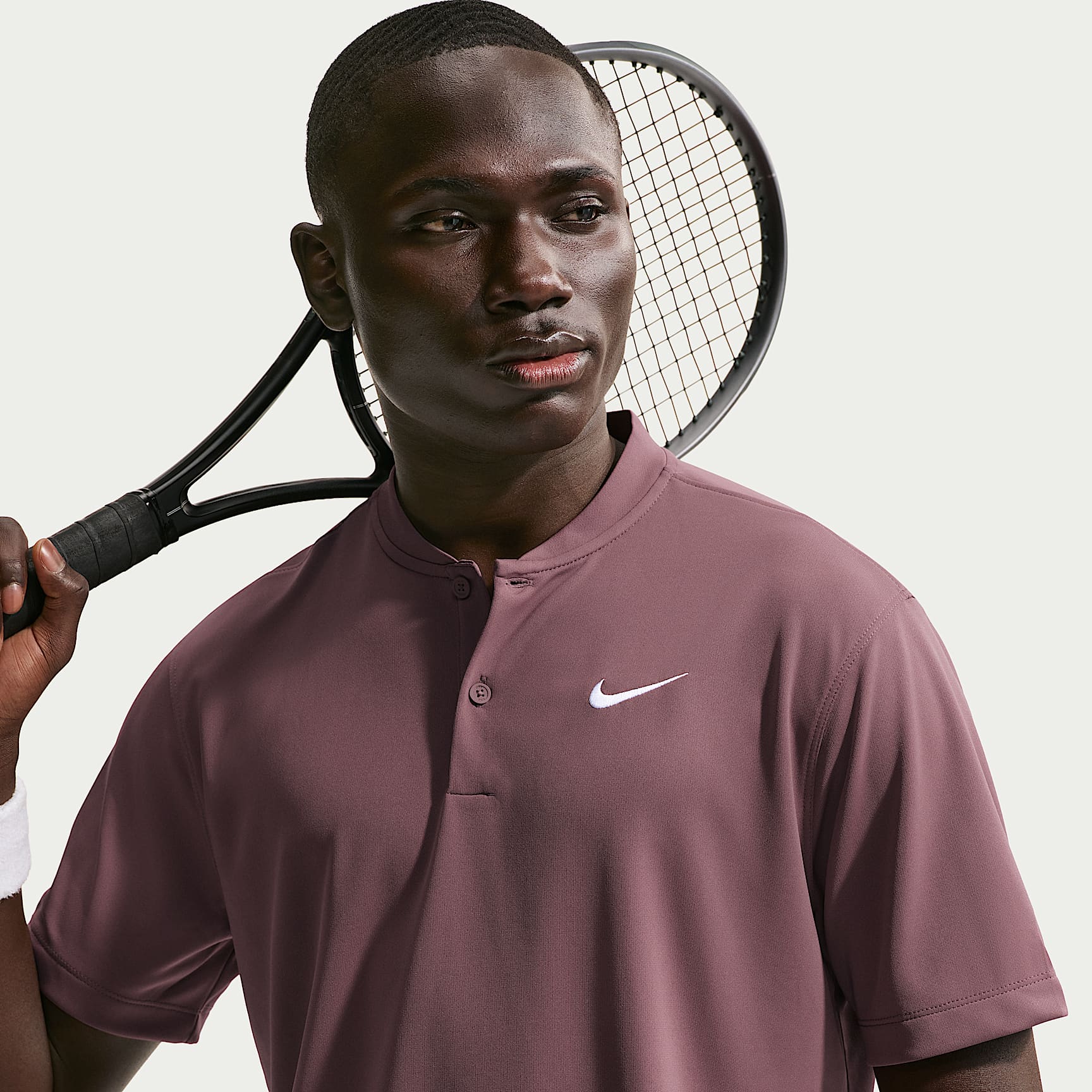 Polo de cuello en v de tenis para hombre NikeCourt Dri-FIT