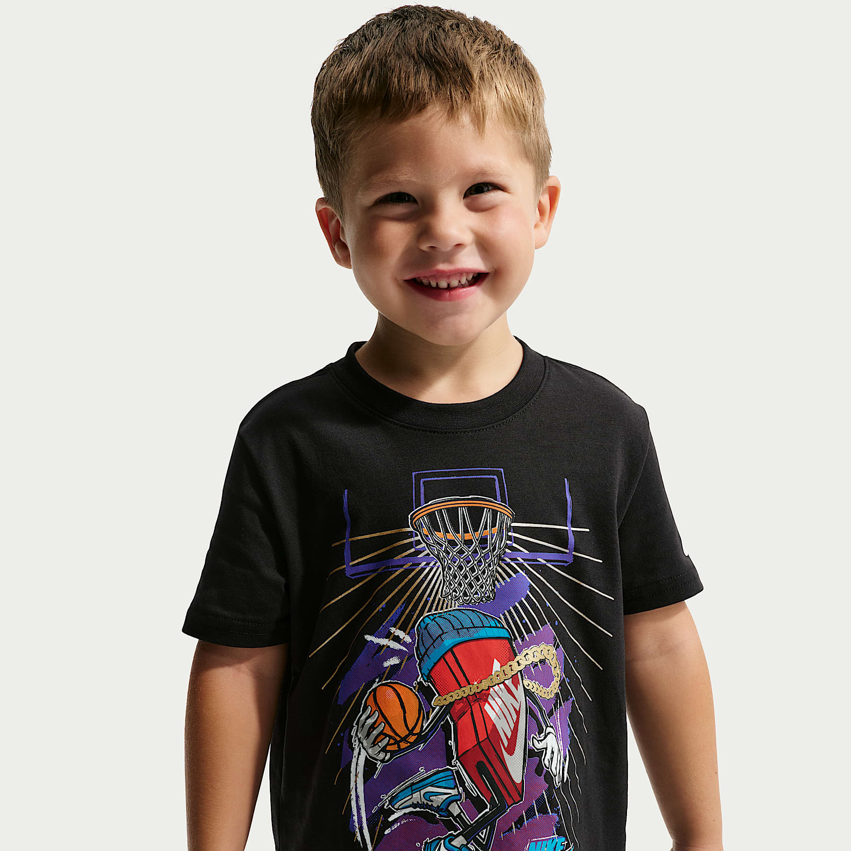 Playera de corte cuadrado Street Dunk para niños talla pequeña Nike