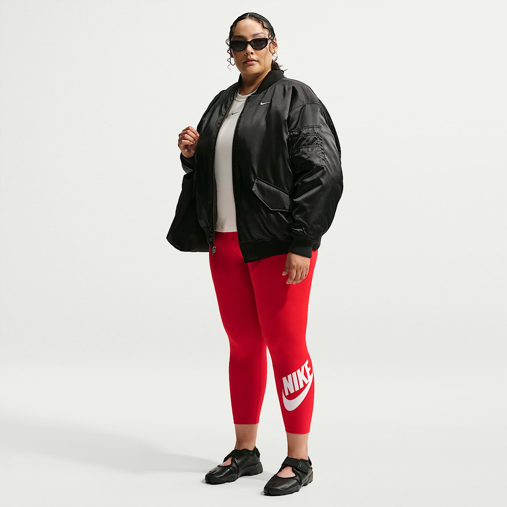 Nike Sportswear Classics Women's High-Waisted Graphic Leggings (Plus Size)