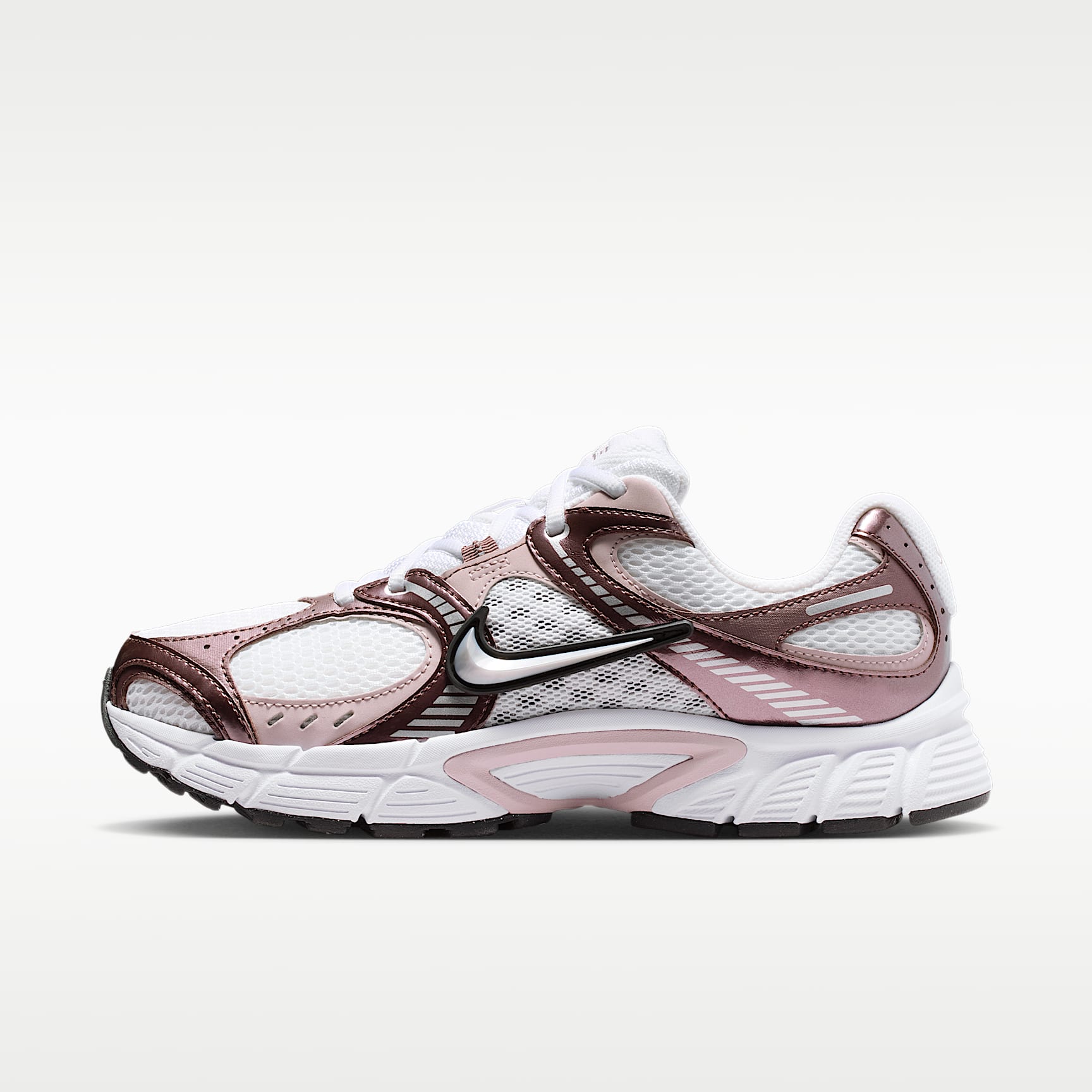 Nike V5 RNR Women's Shoes with Reflective Design Accents