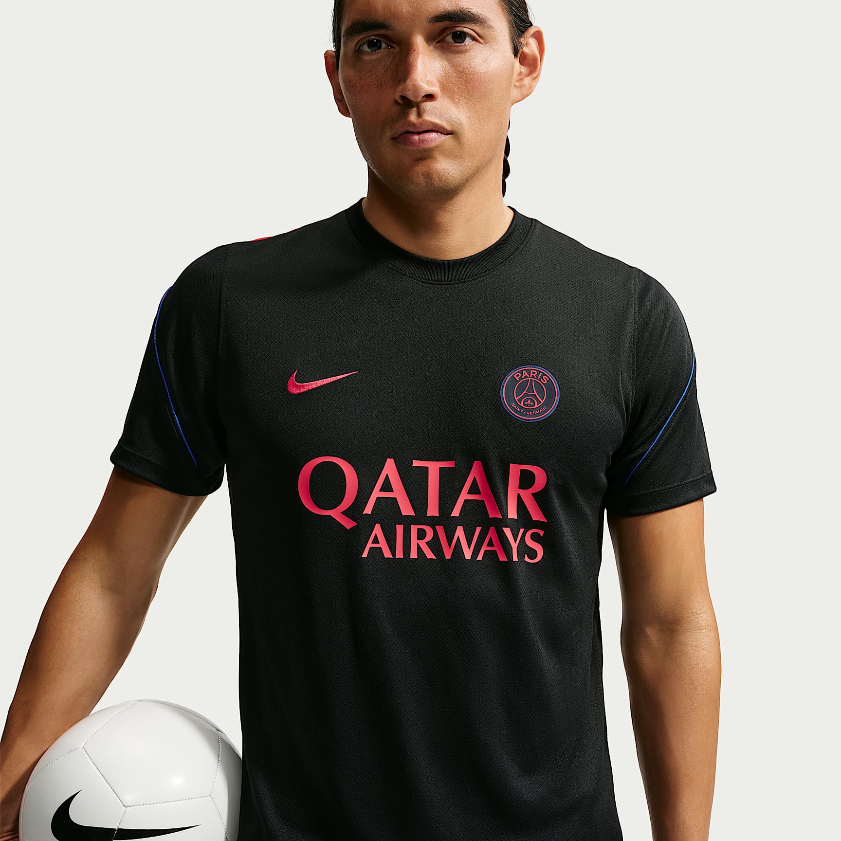 Paris Saint-Germain Strike Men's Nike Football Dri-FIT Short-Sleeve Top