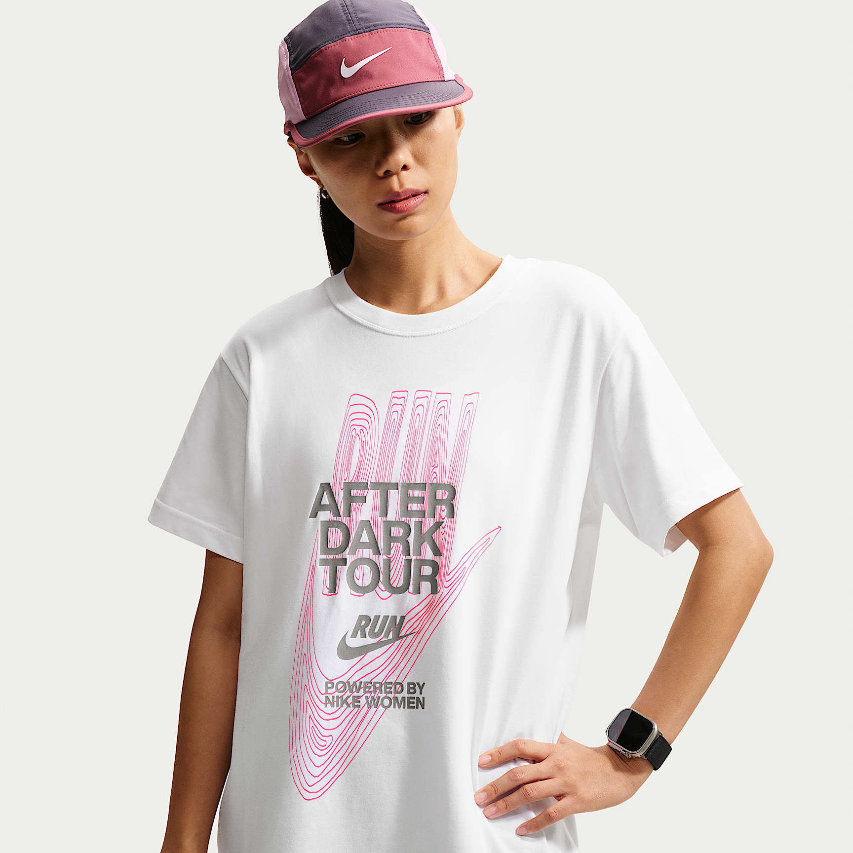 Nike After Dark Tour Women's Dri-FIT Short-Sleeve Running T-Shirt