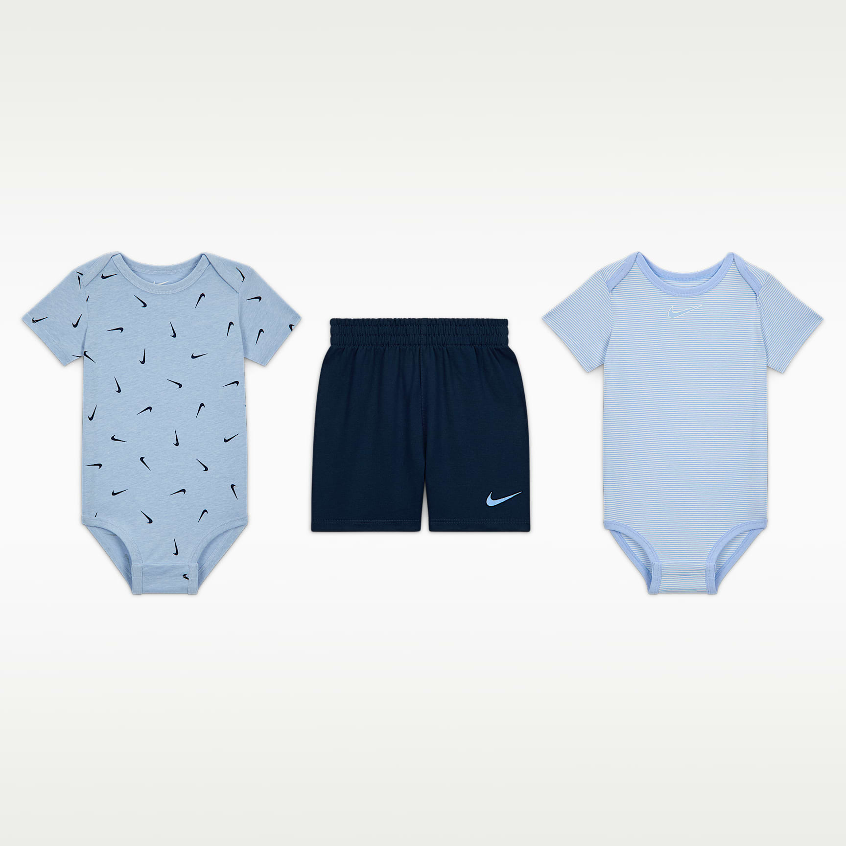 Nike エッセンシャル ベビー ストライプ スウッシュフェティ スリーピース セットアップ