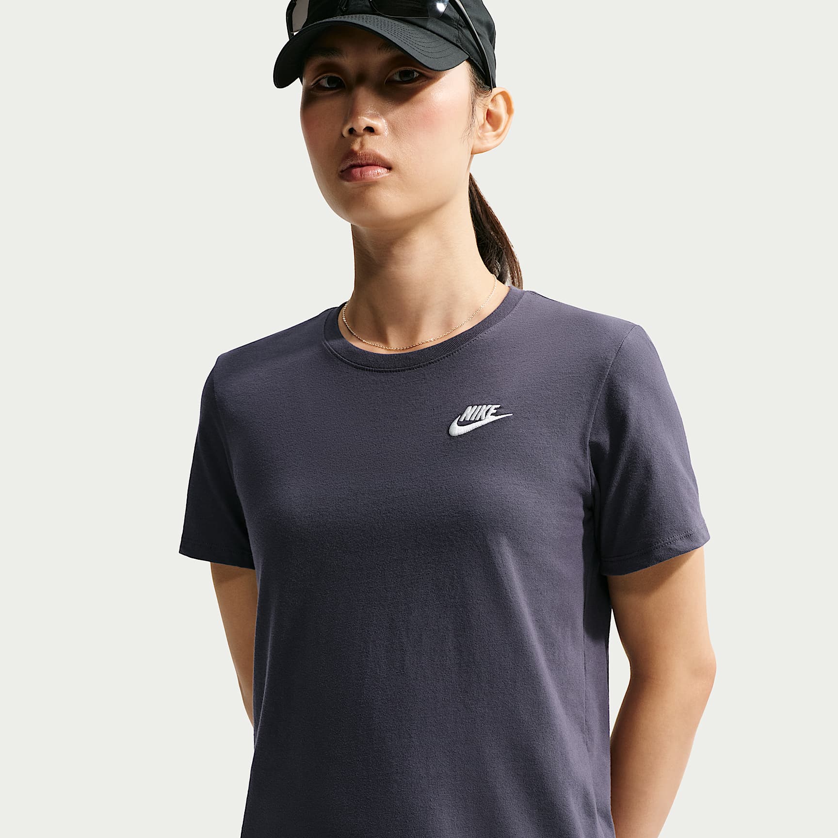 Playera para mujer Nike Sportswear Club Essentials