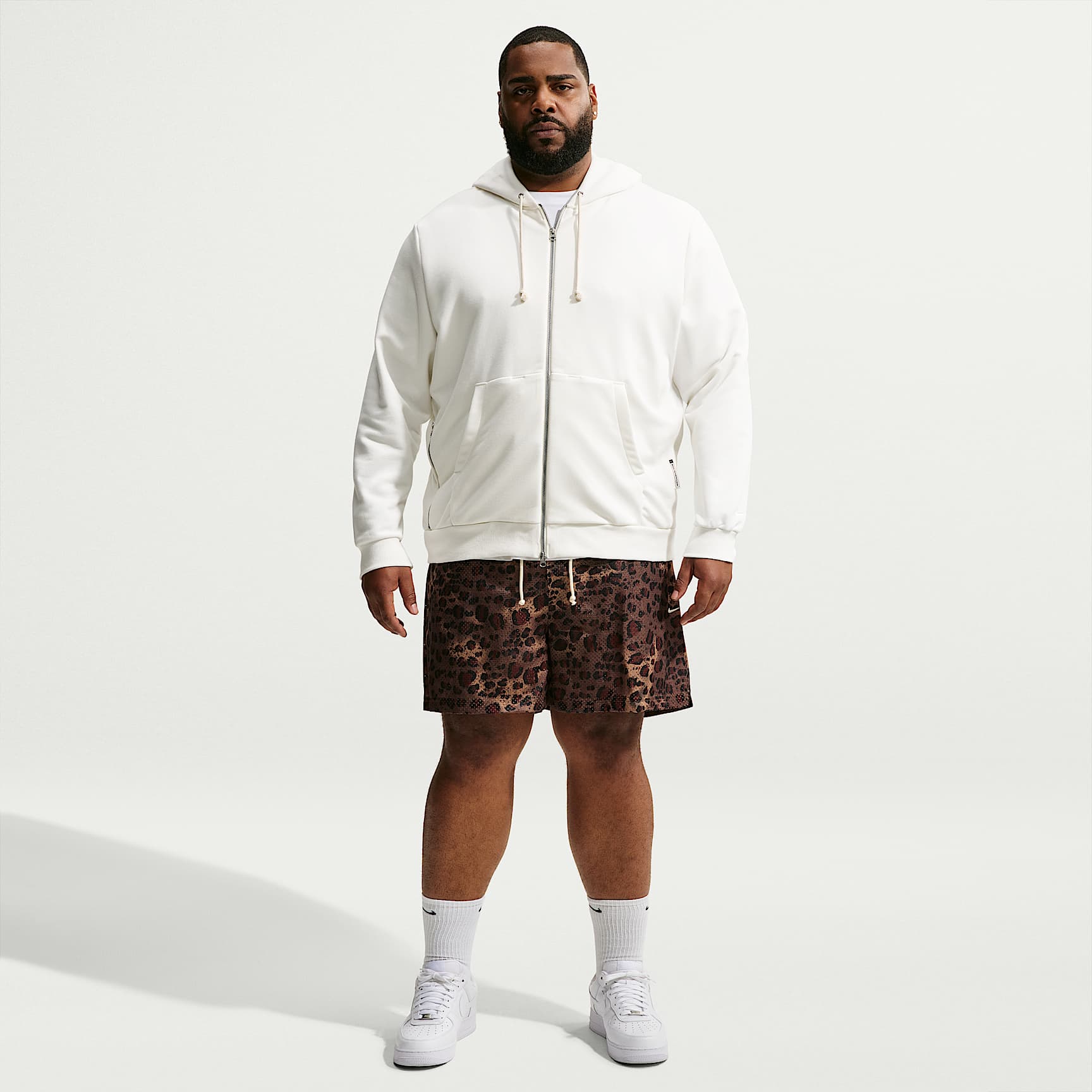 Nike Standard Issue Men's 5" Basketball Shorts