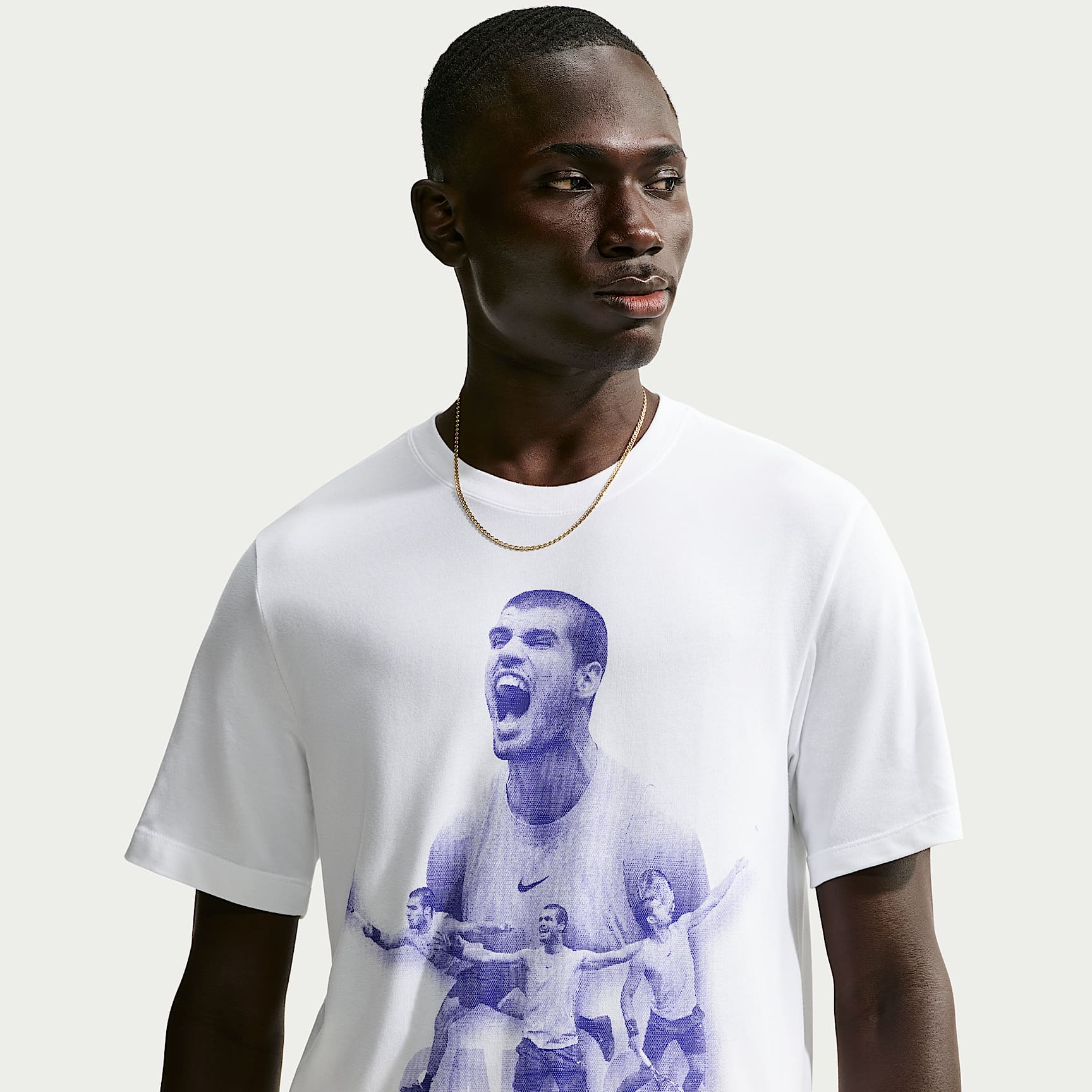 Playera de tenis con gráfico NikeCourt Dri-FIT para hombre Carlos Alcaraz
