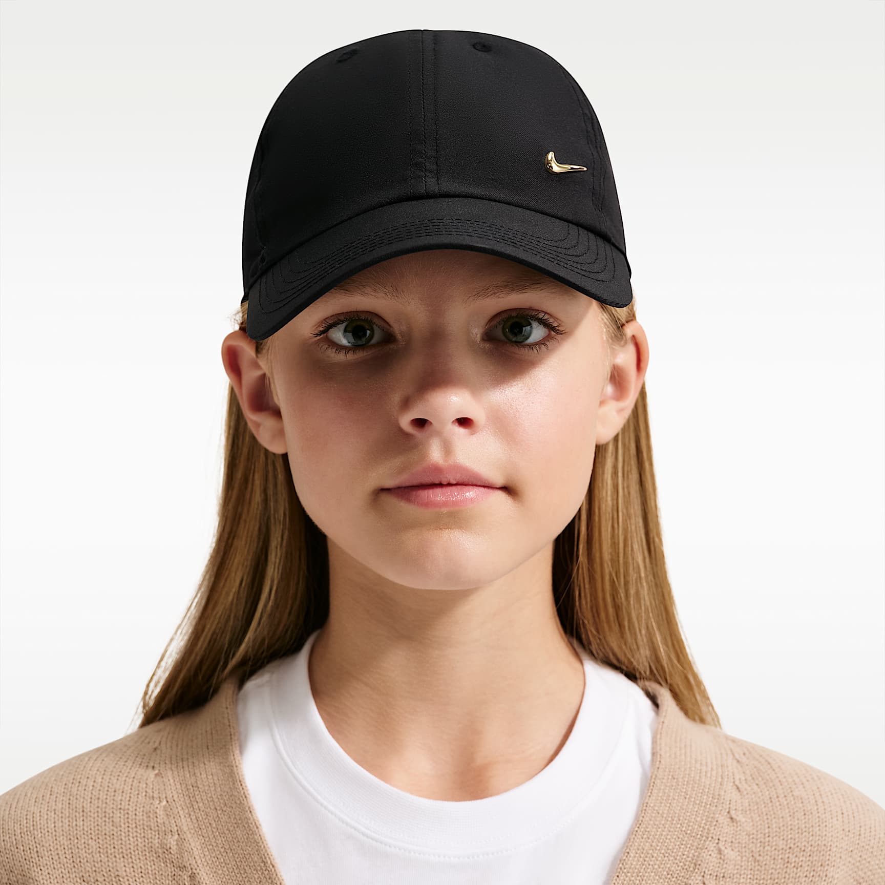 Nike Dri-FIT Club Kids' Unstructured Metal Swoosh Cap