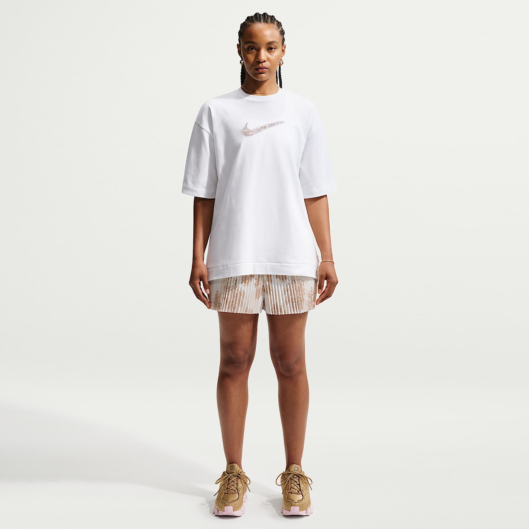 Naomi Osaka dameshorts med mellomhøyt liv (8 cm)