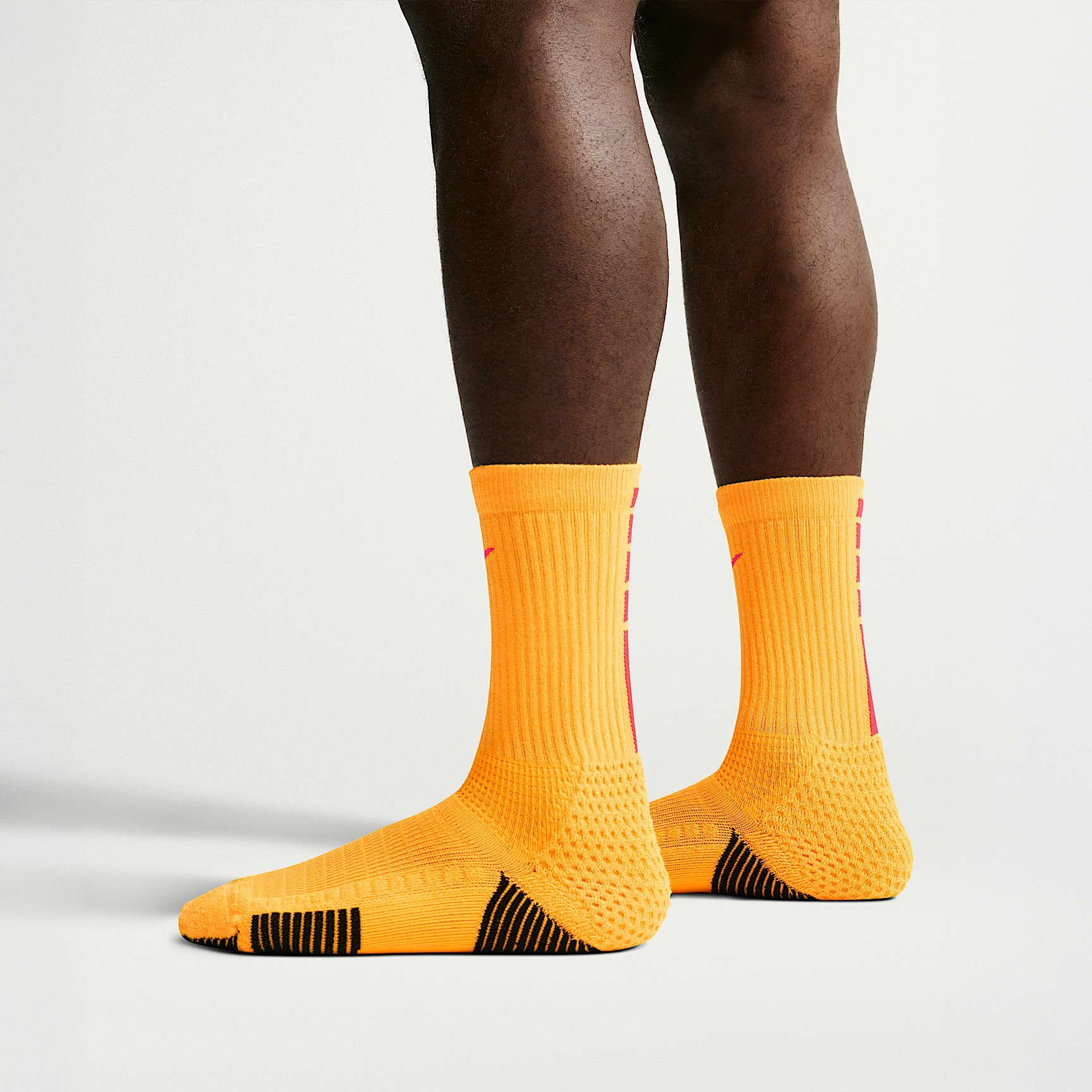 Nike Elite 2.0 Cushioned Crew Socks (1 Pair)