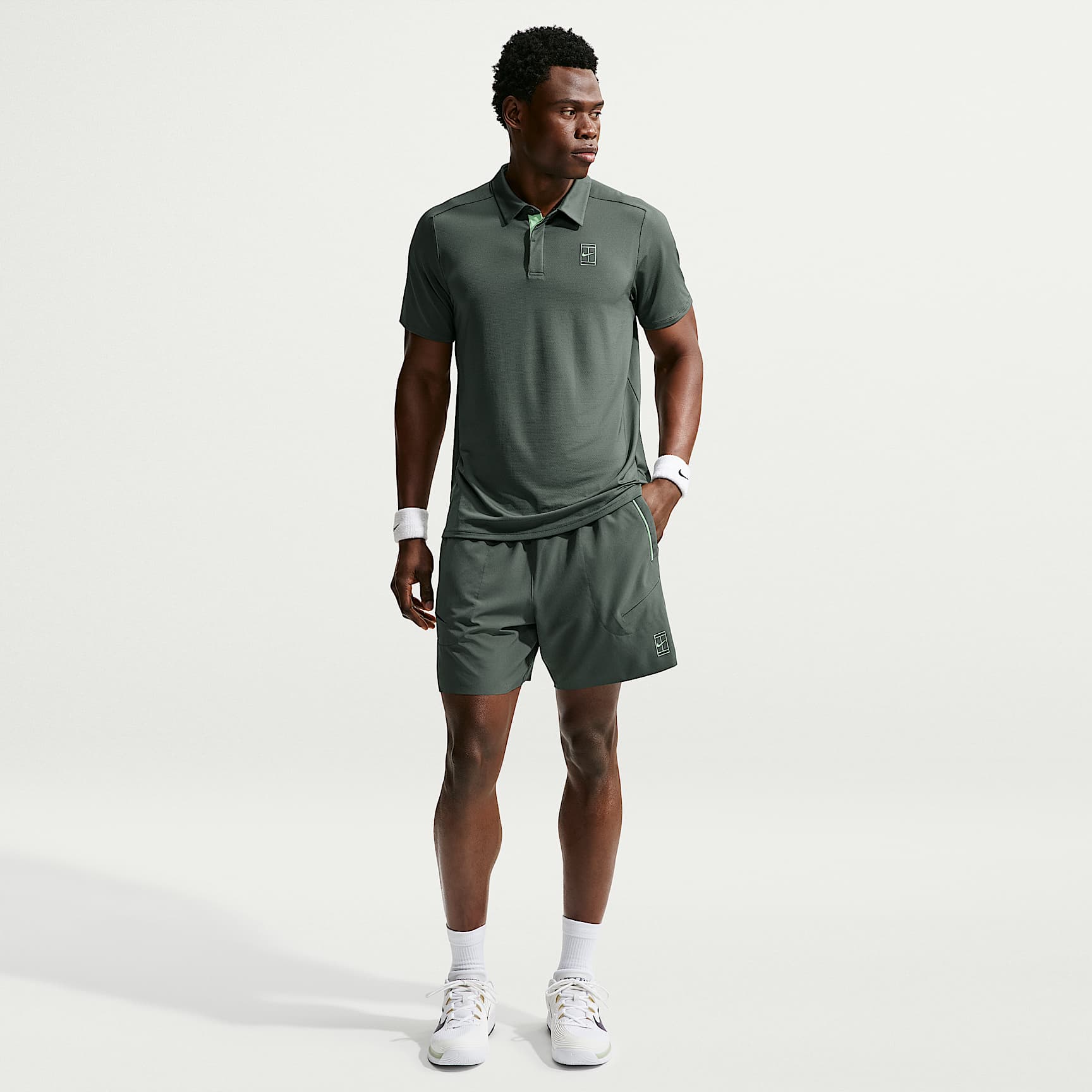 NikeCourt Advantage Pantalons curts de tennis Dri-FIT de 15 cm - Home