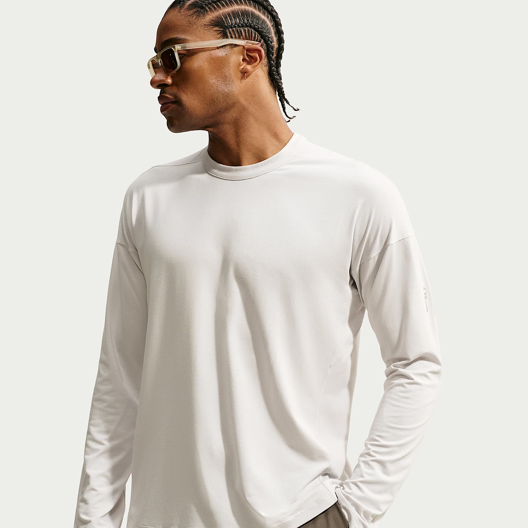 Nike 24.7 ImpossiblySoft Light Men's Dri-FIT Long-Sleeve Top