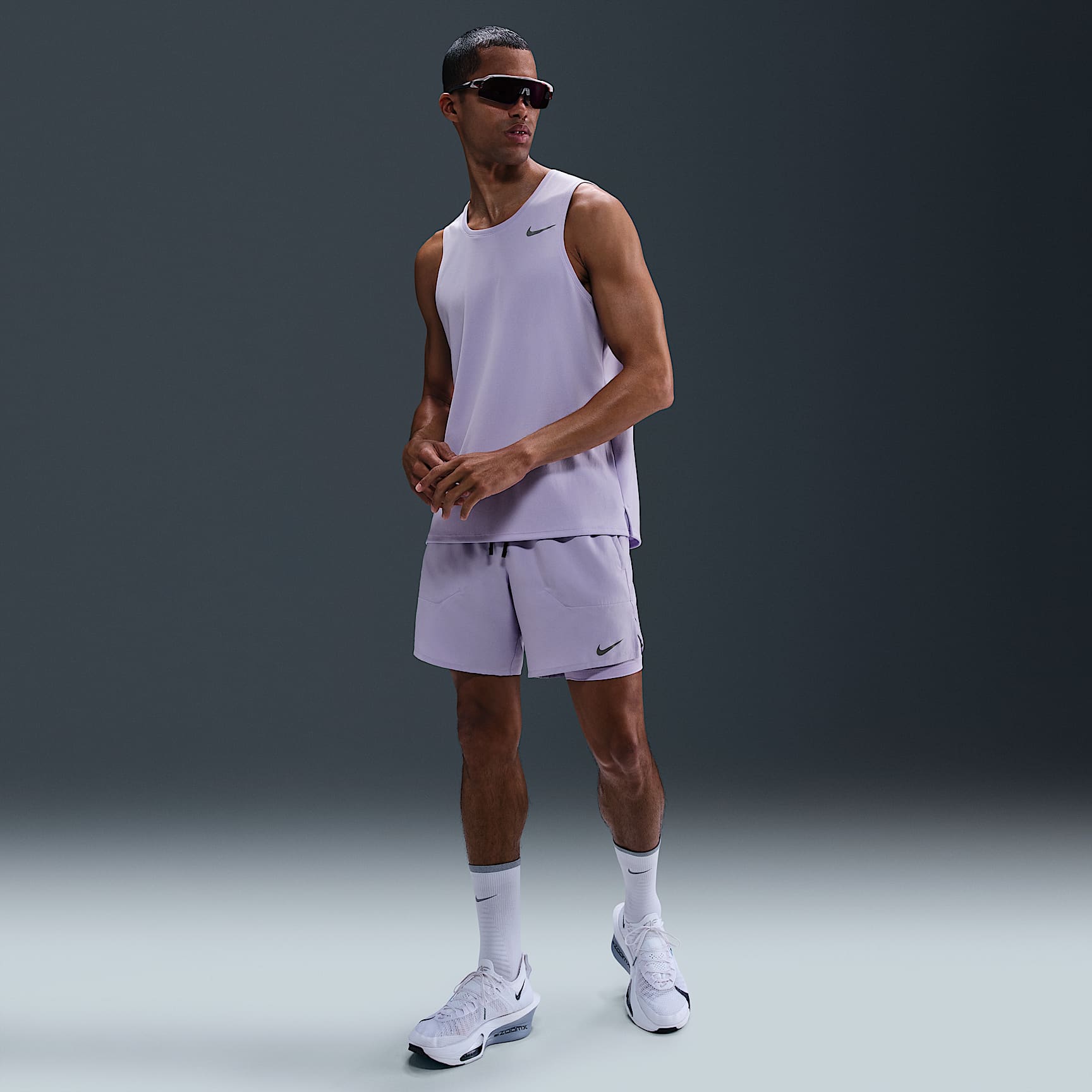 Nike Stride Shorts de correr Dri-FIT de 18 cm 2 en 1 para hombre