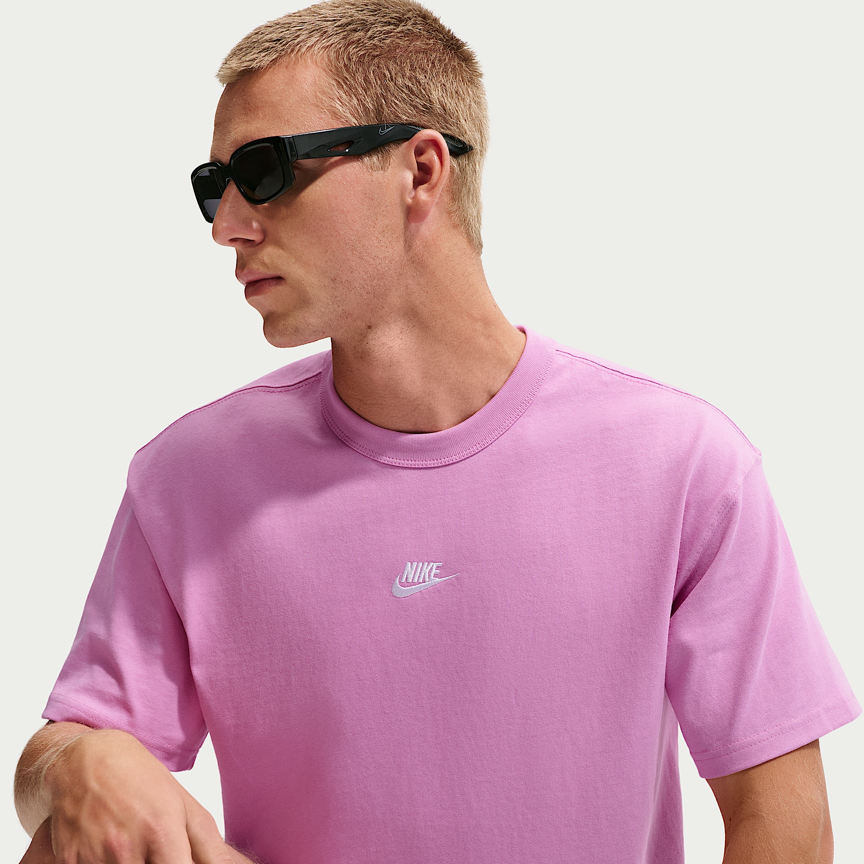 Nike Sportswear Premium Essentials Men's T-Shirt