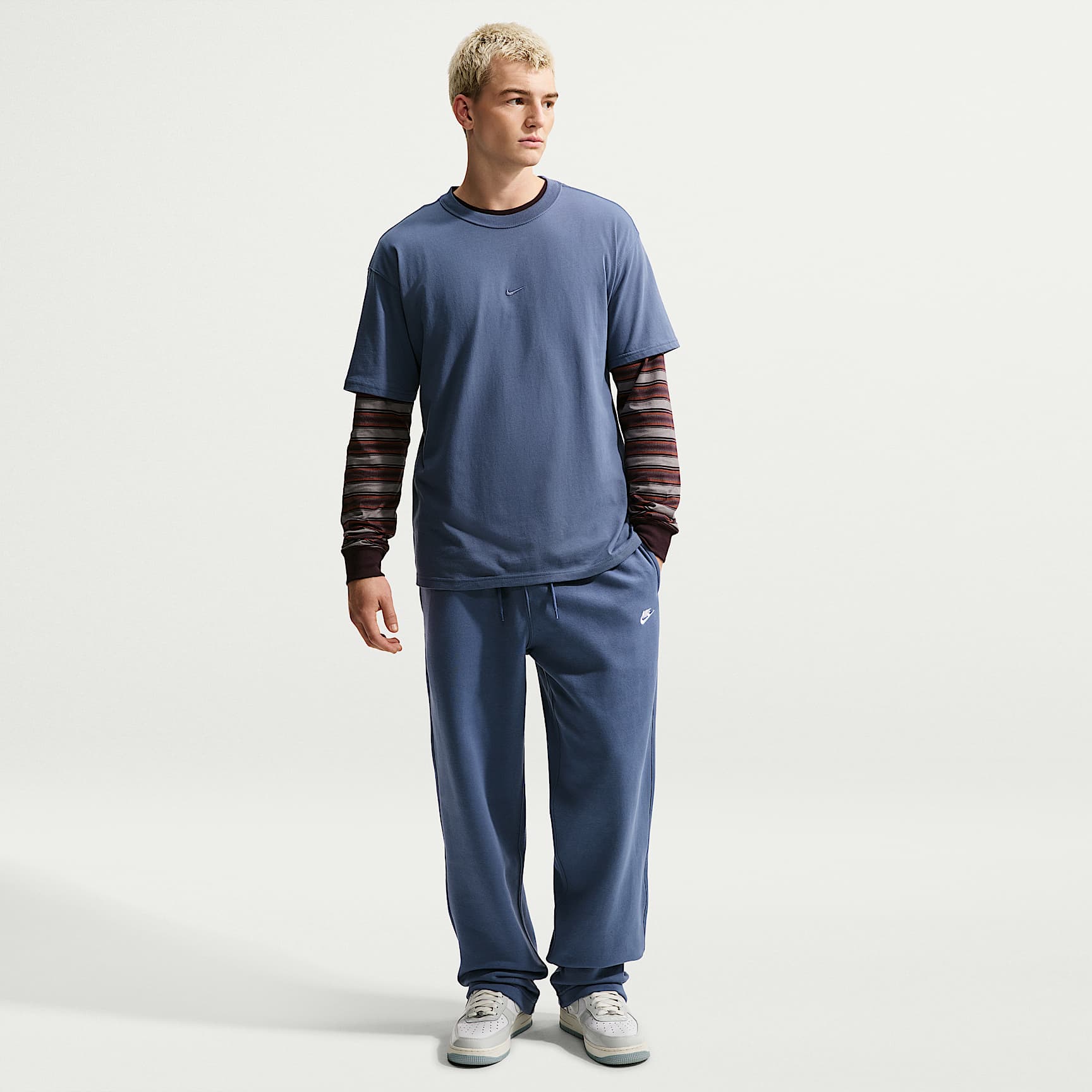 Nike Club Men's Open-Hem Fleece Pants