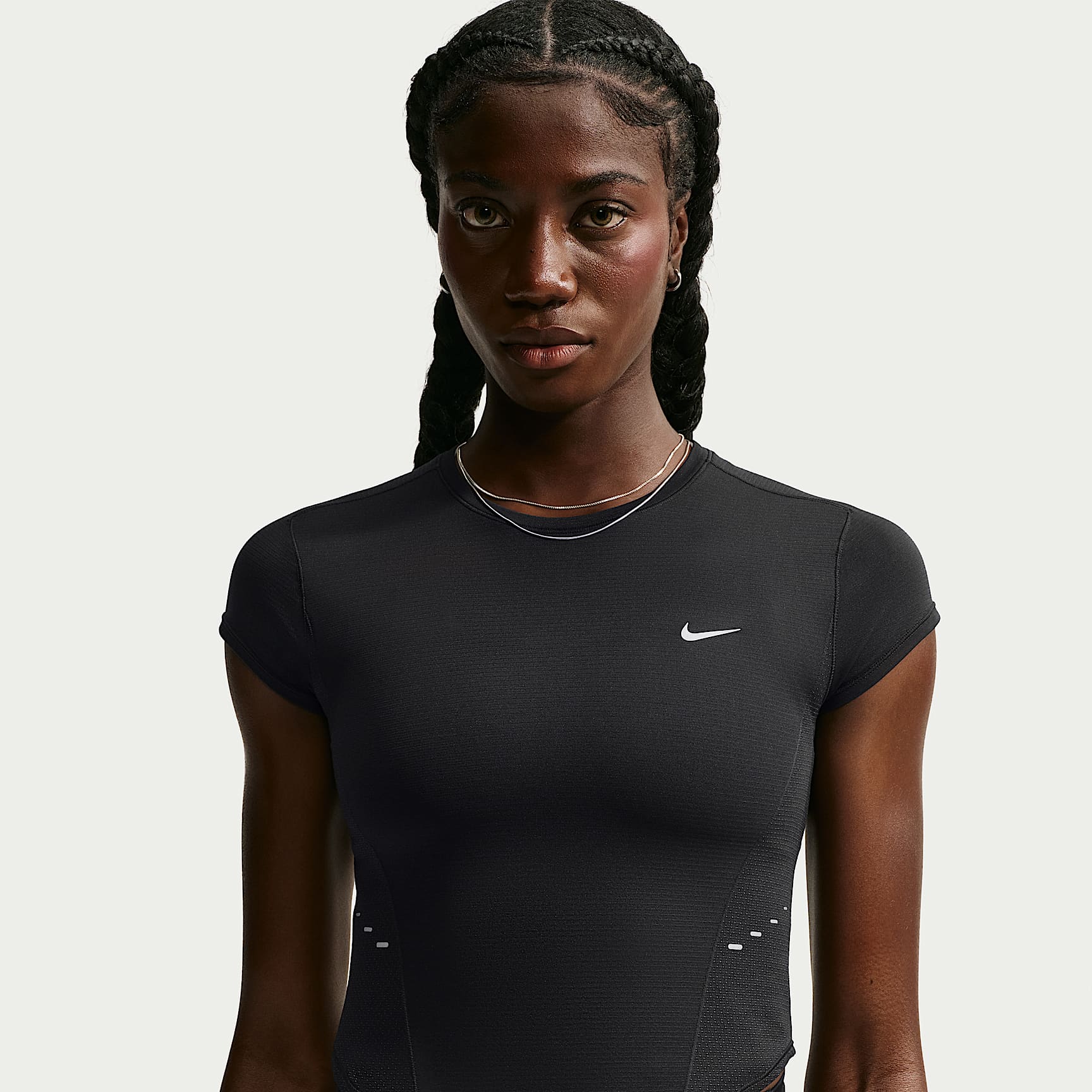 Playera de correr de manga corta Dri-FIT cropped sin costuras para mujer Nike Swift