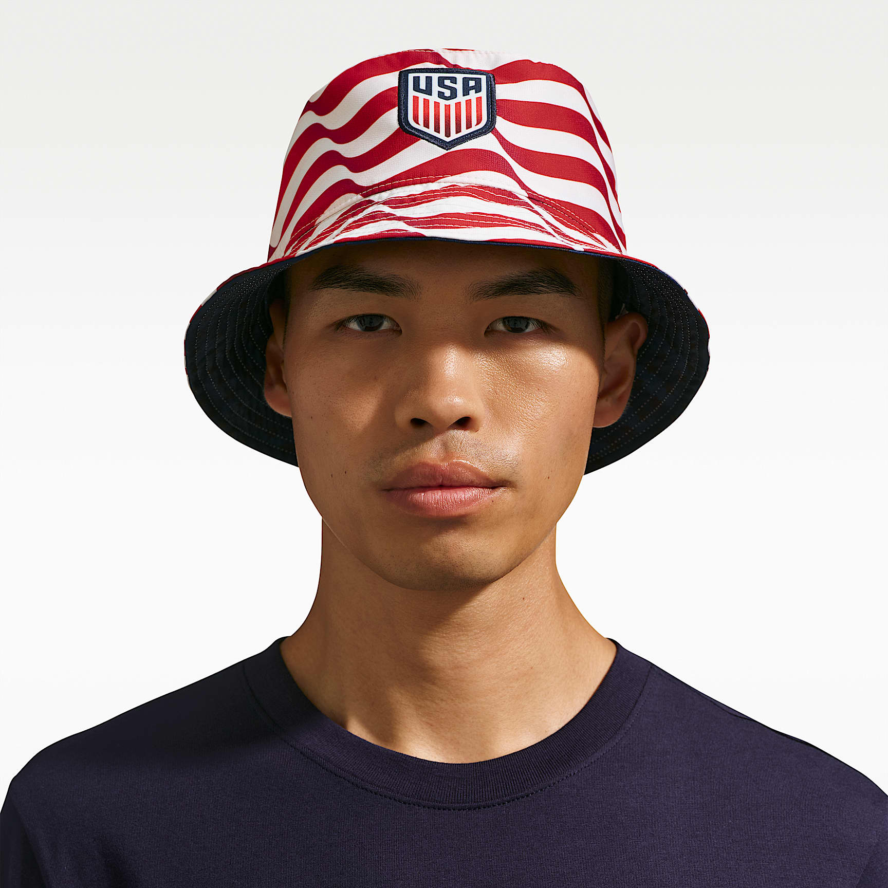 Gorro tipo pescador cuadrado de futbol Nike USA Apex