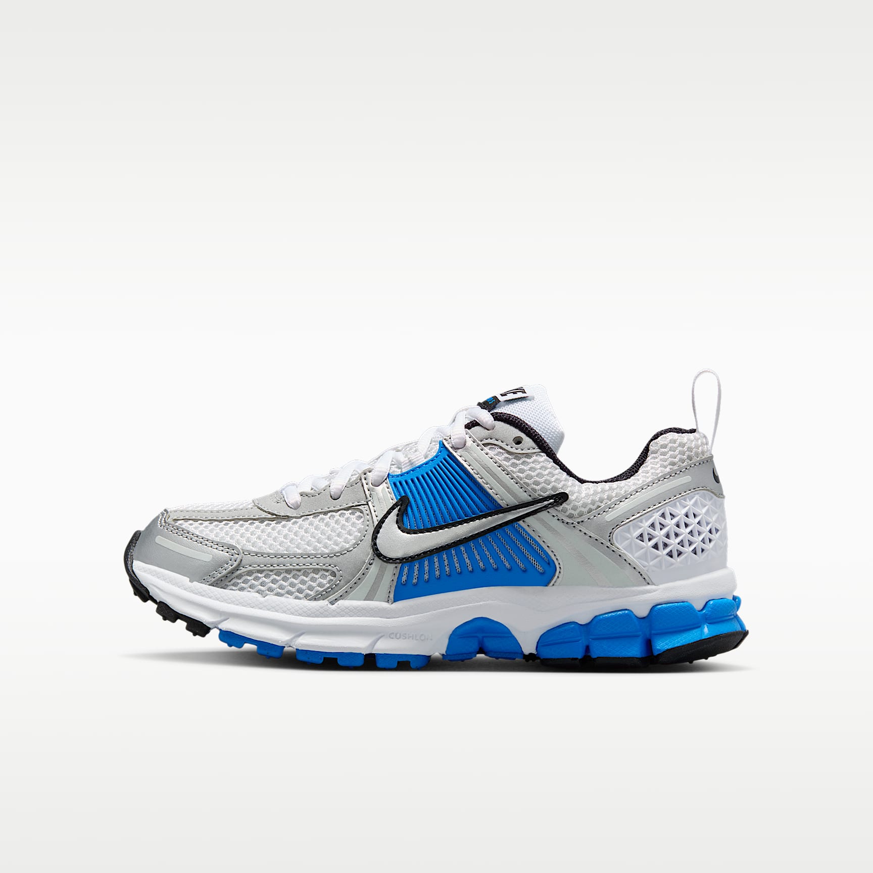 Nike Vomero 5 大童反光裝飾鞋款