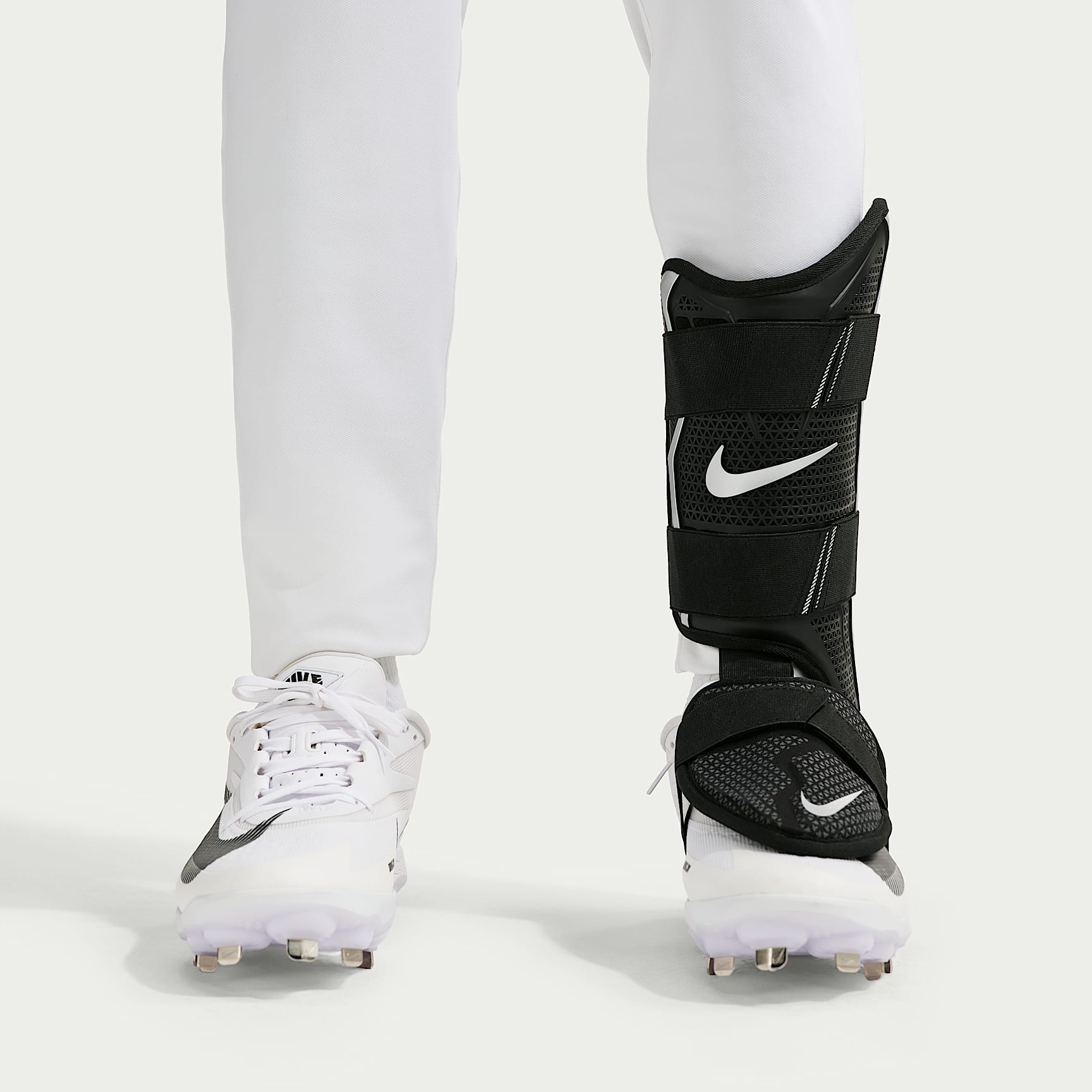 Nike Vapor Elite Baseball Batter's Leg Guard (Left-Hand Hitter)