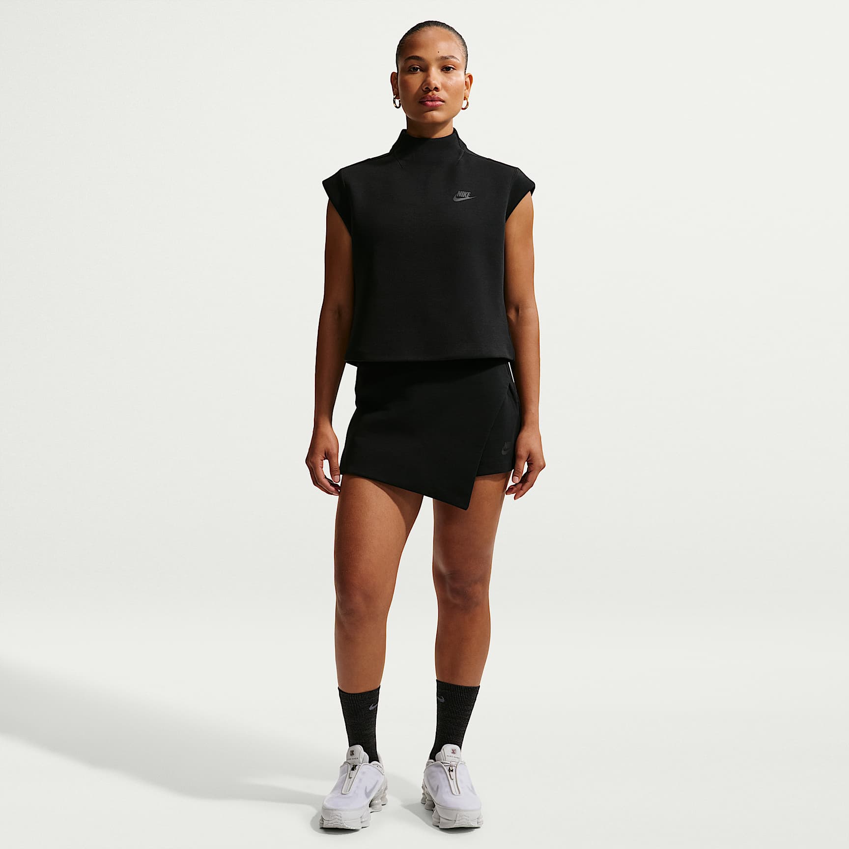 Nike Sportswear Tech Fleece Women's Mid-Rise Skort