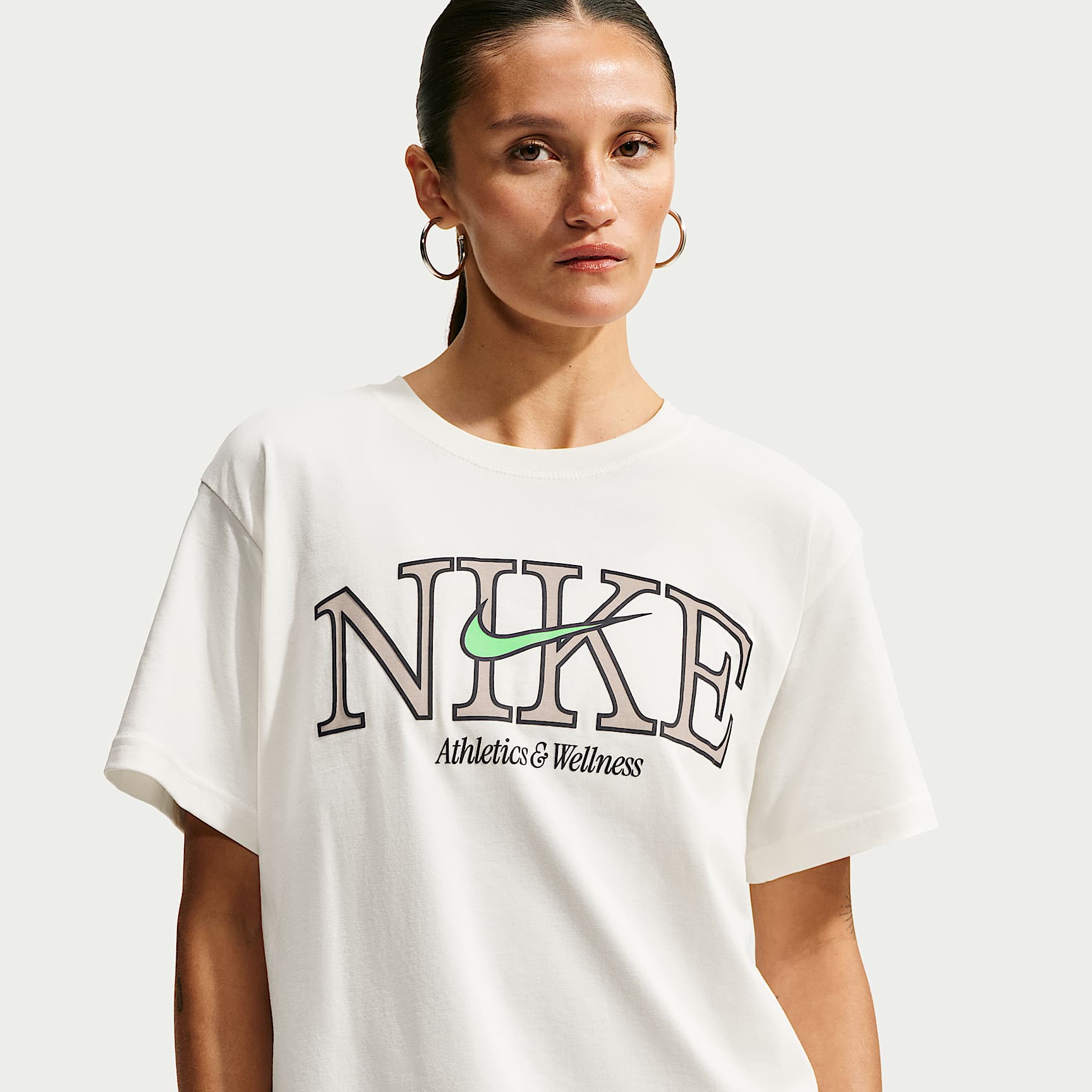 Nike Sportswear Classic Women's Oversized T-Shirt